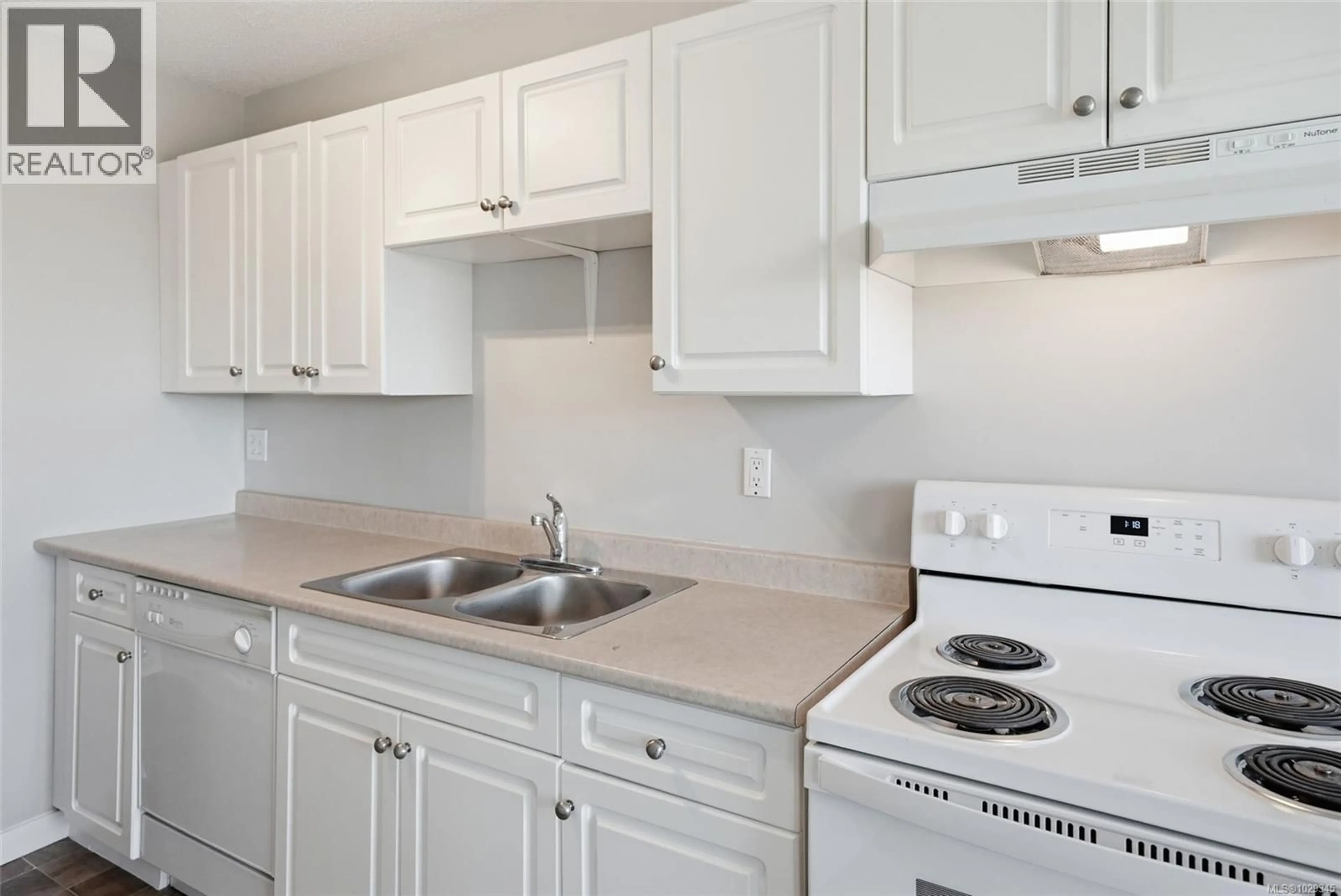 Standard kitchen, unknown for 208A - 6231 BLUEBACK ROAD, Nanaimo British Columbia V9V1J3