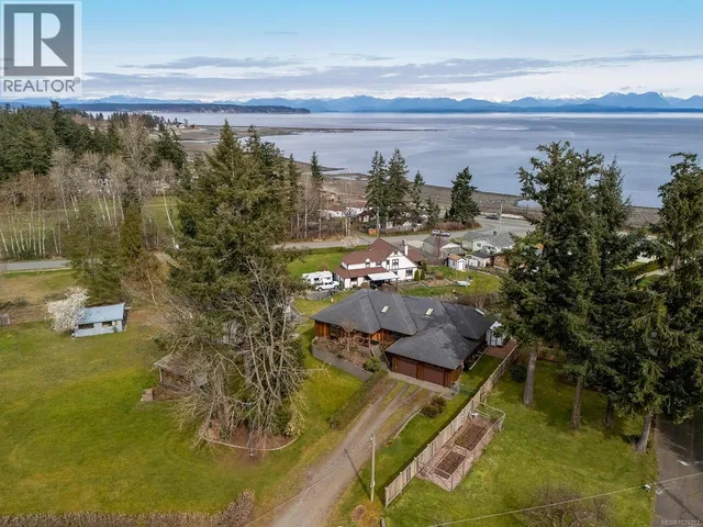 3882 WAVECREST ROAD, Campbell River 5