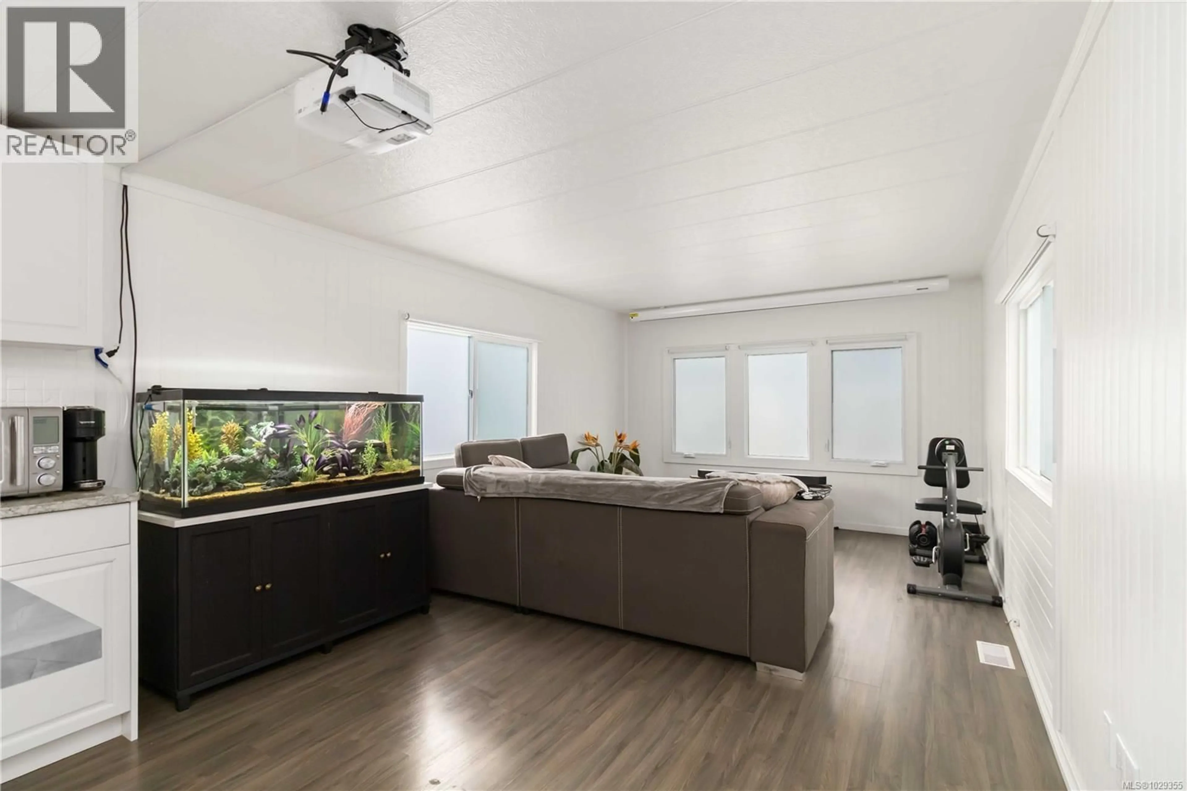 A pic of a room for 52 - 2817 SOOKE LAKE ROAD, Langford British Columbia V9B4P9