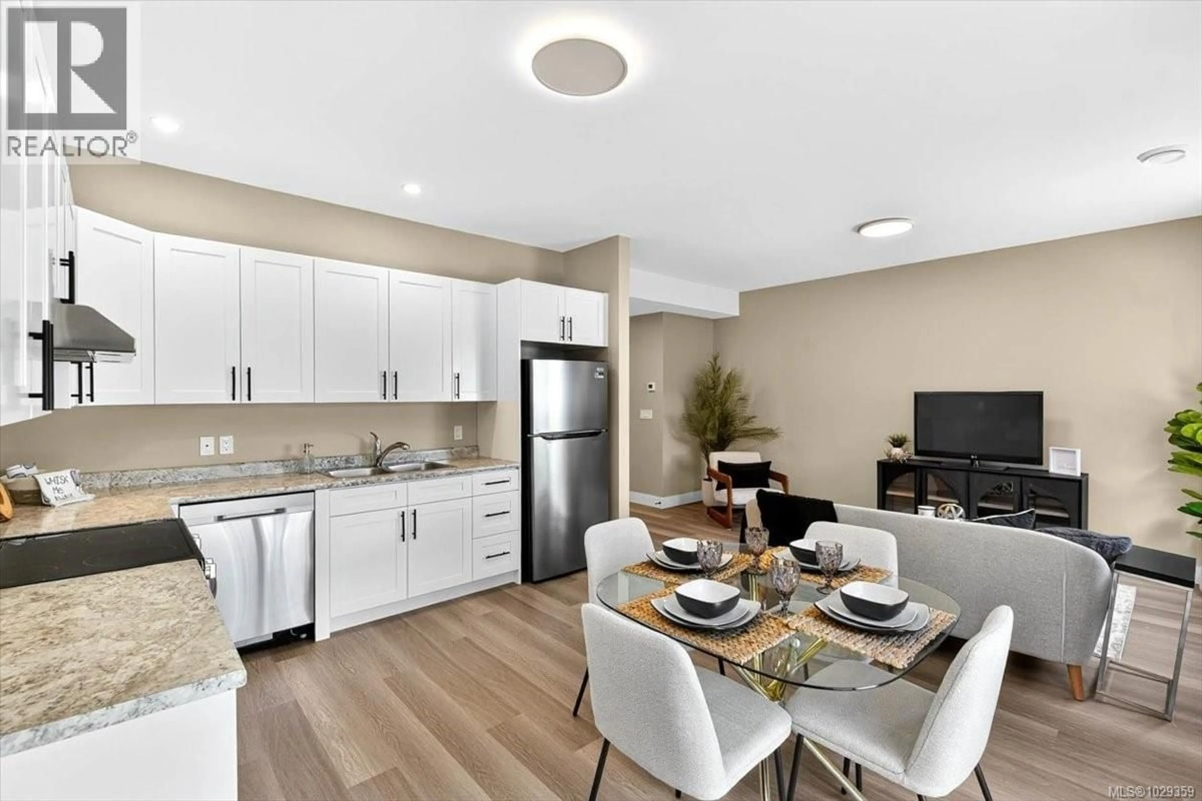 Open concept kitchen, unknown for 101 - 5535 WOODLAND CRESCENT EAST, Port Alberni British Columbia V9Y8E6