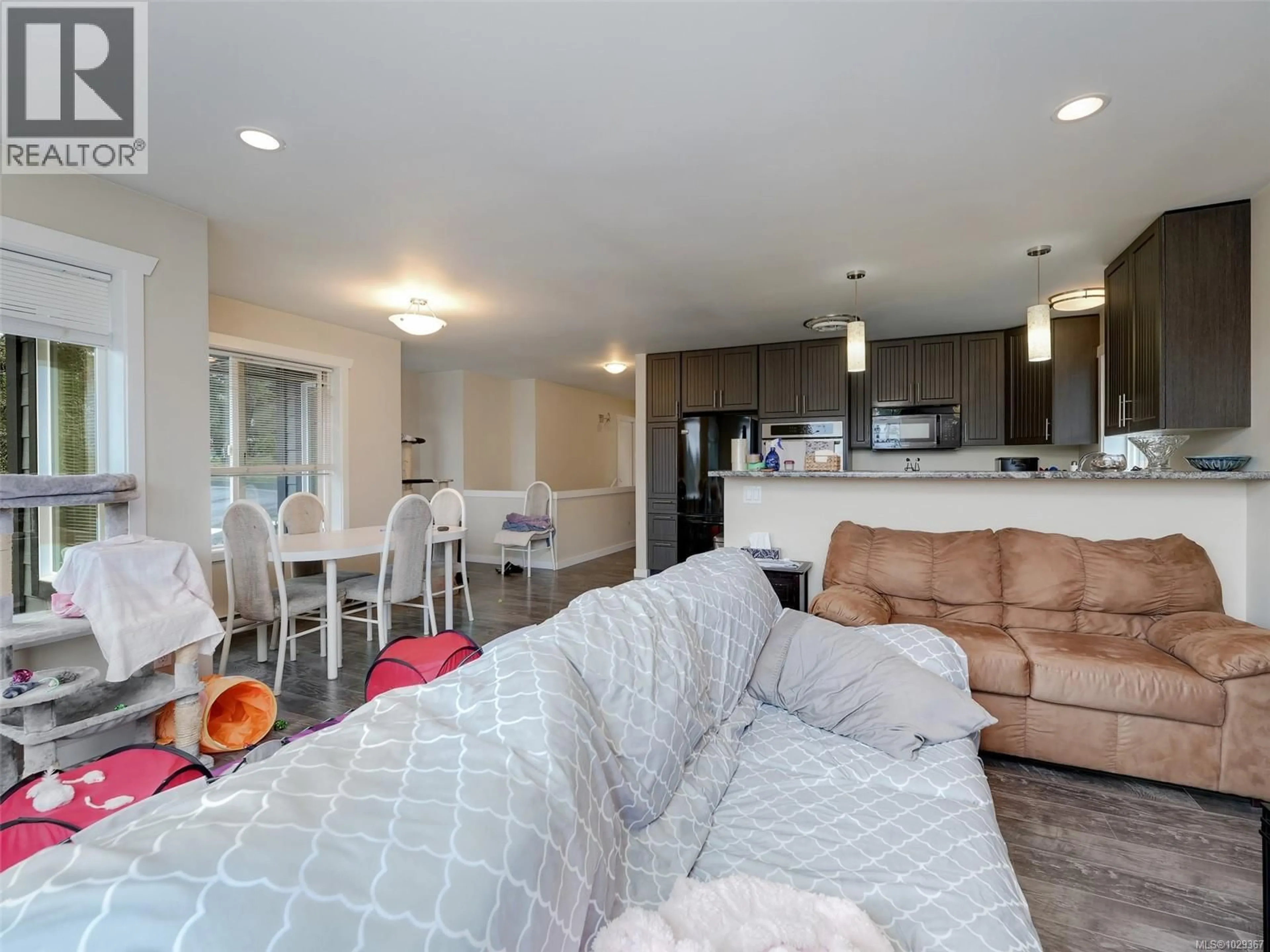 Open concept kitchen, unknown for 2099 MAPLE AVENUE SOUTH, Sooke British Columbia V9Z0N8