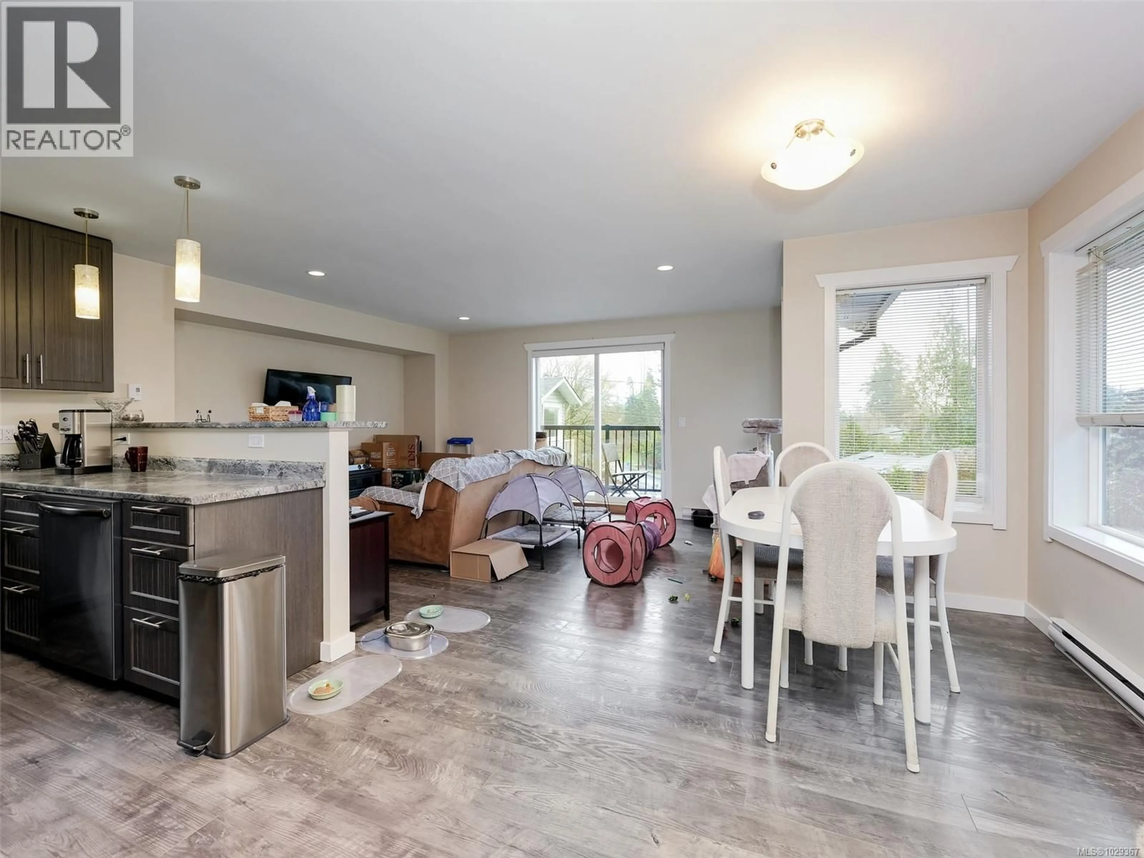 Open concept kitchen, unknown for 2099 MAPLE AVENUE SOUTH, Sooke British Columbia V9Z0N8