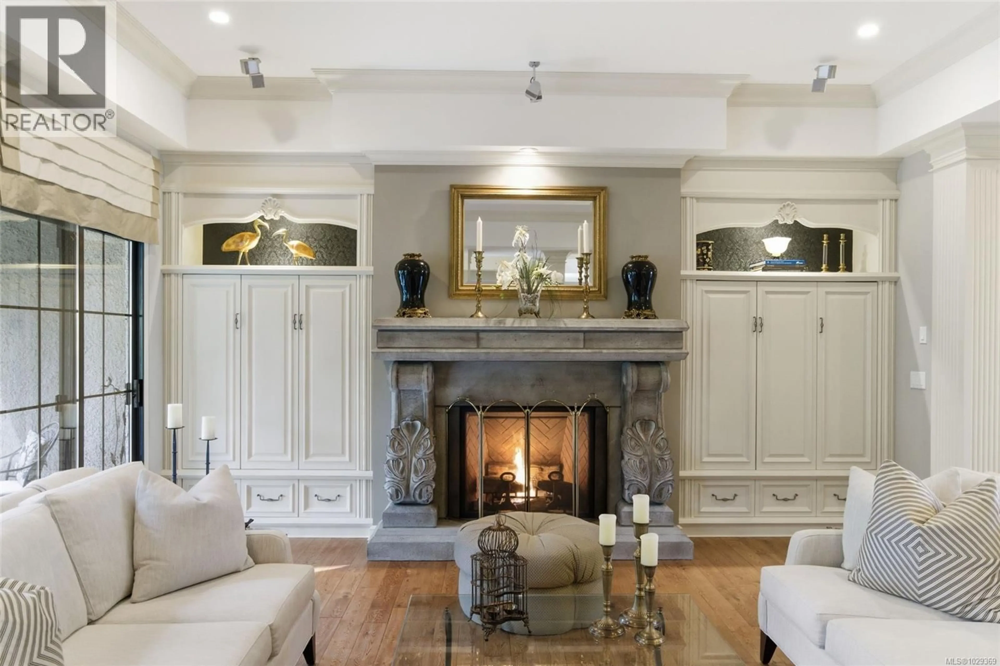 Living room with furniture, unknown for 2385 EVANSHIRE CRESCENT, Nanoose Bay British Columbia V9P9G7