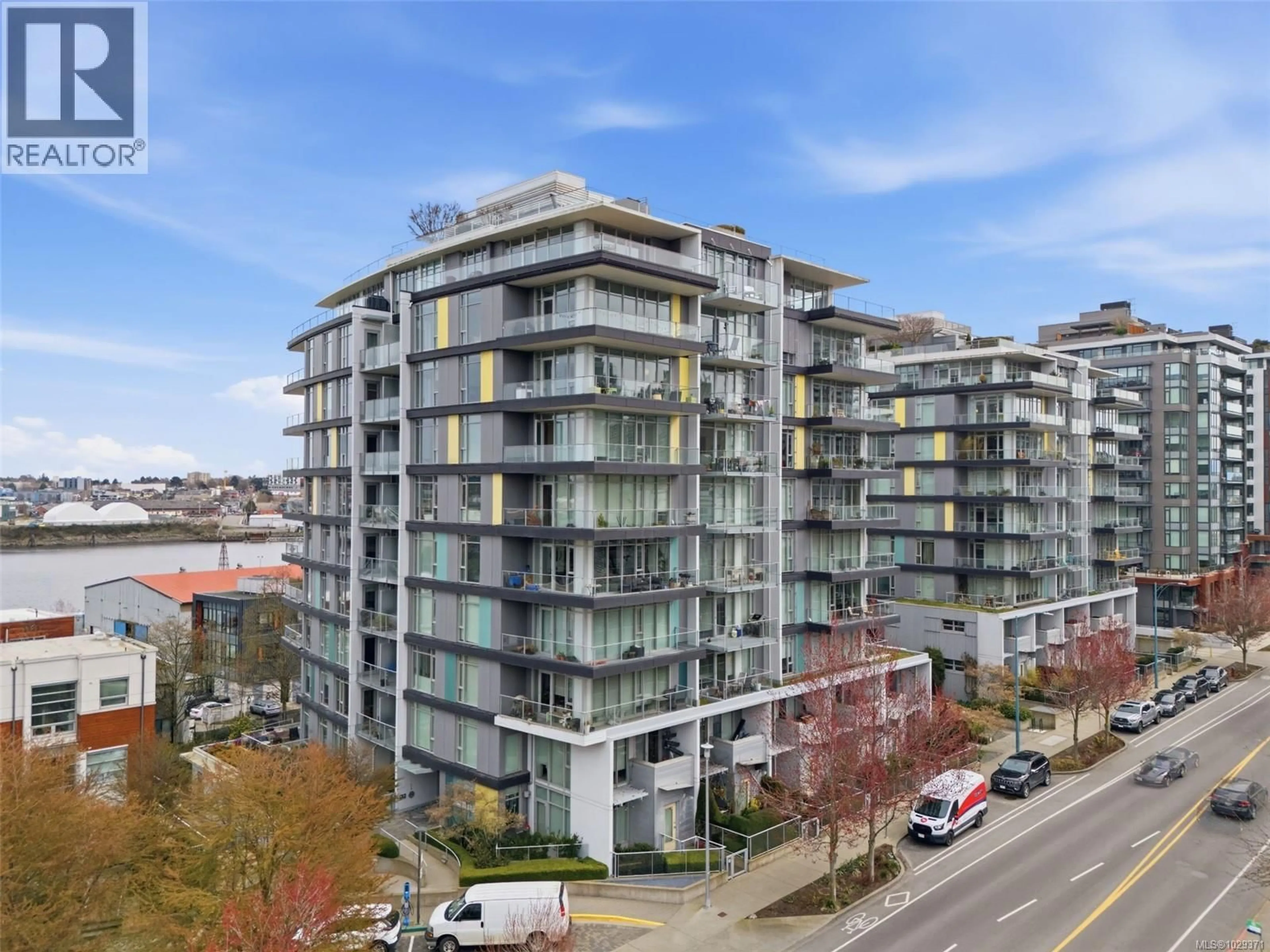 A pic from outside/outdoor area/front of a property/back of a property/a pic from drone, city buildings view from balcony for 803 - 379 TYEE ROAD, Victoria British Columbia V9A0B4