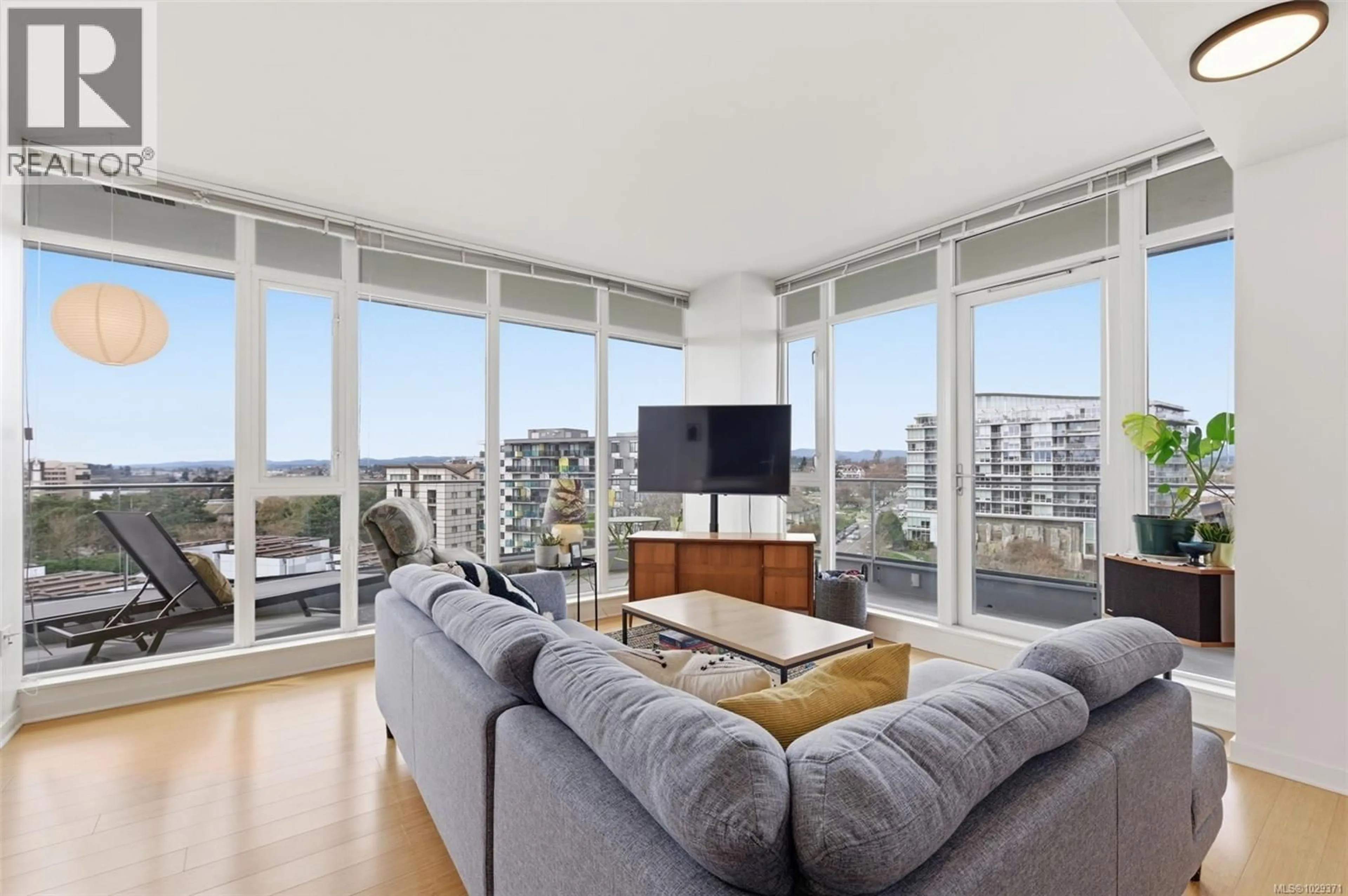 Living room with furniture, unknown for 803 - 379 TYEE ROAD, Victoria British Columbia V9A0B4