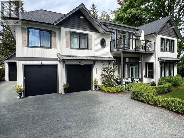 3943 DILLMAN ROAD, Campbell River 2
