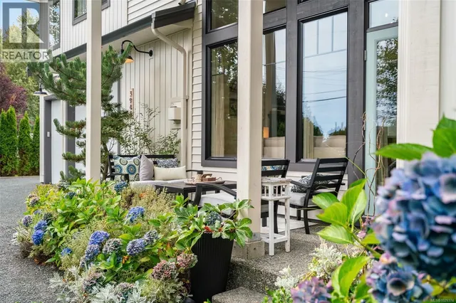 3943 DILLMAN ROAD, Campbell River 3