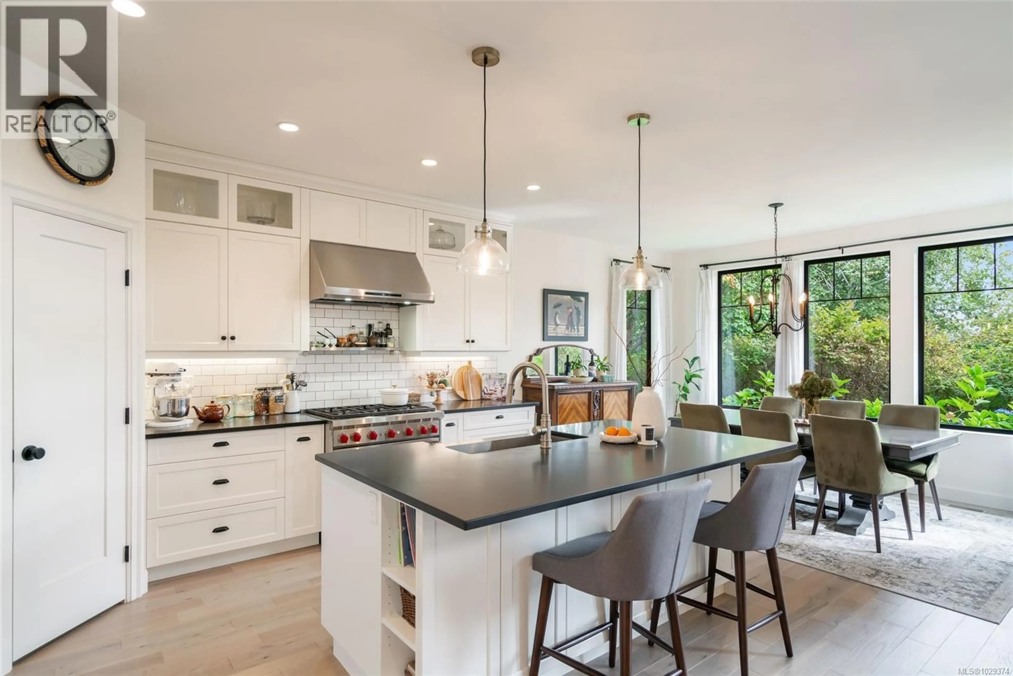Open concept kitchen, ceramic/tile floor for 3943 DILLMAN ROAD, Campbell River British Columbia V9H1R5