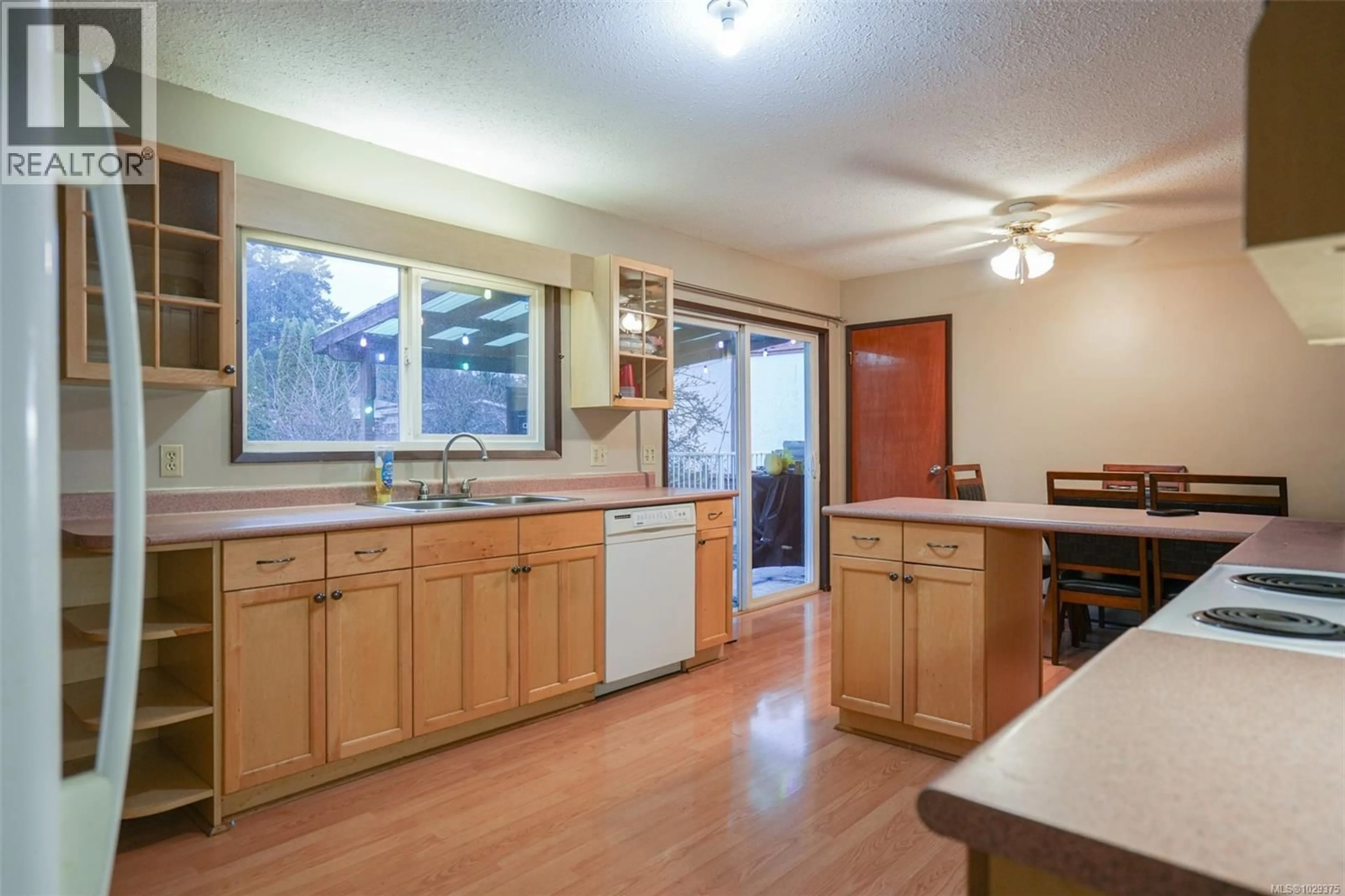 Open concept kitchen, unknown for 5908 BECKER PLACE, Port Alberni British Columbia V9Y8R7
