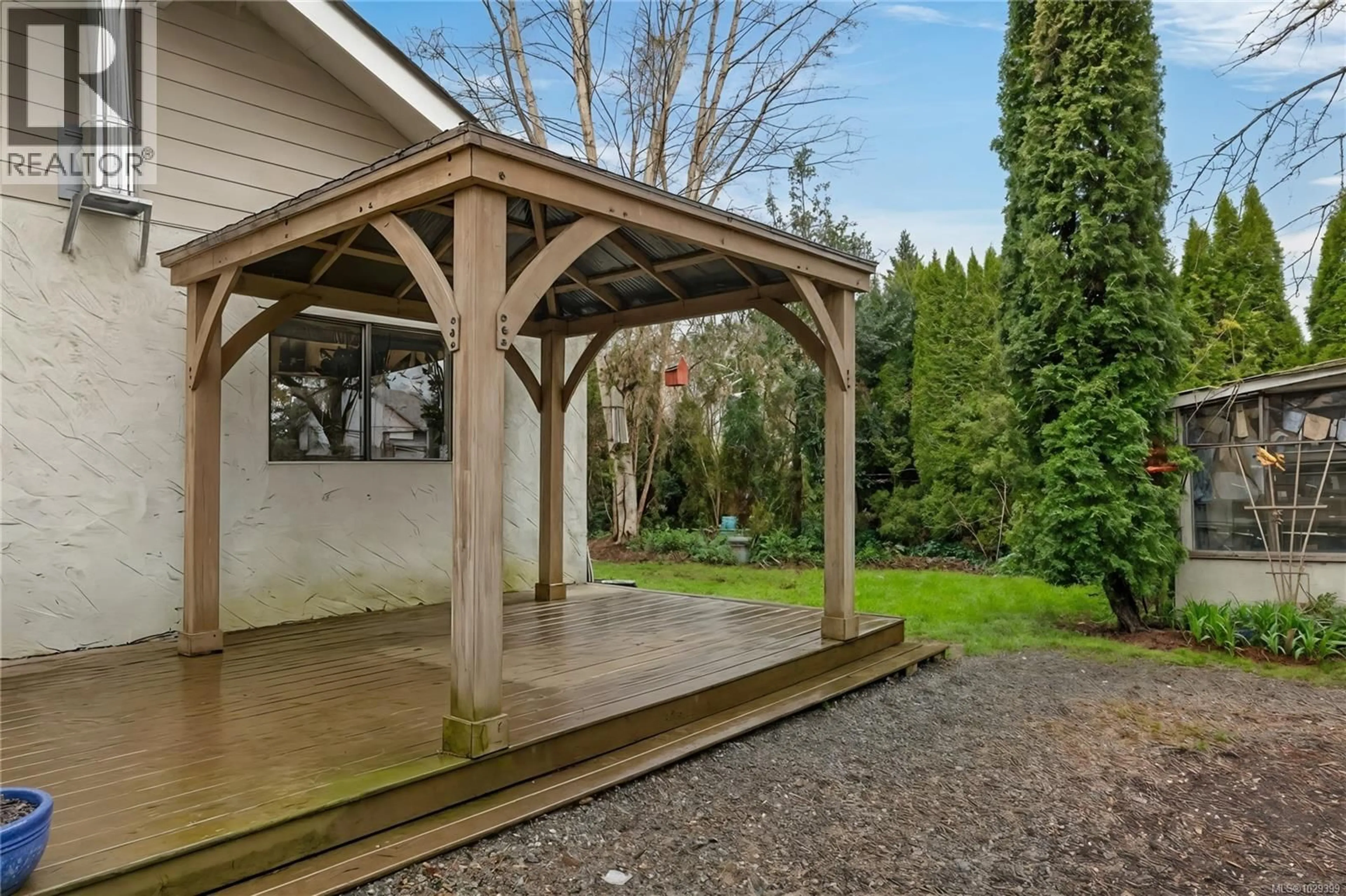 Patio, unknown for 621 CORONATION AVENUE, Duncan British Columbia V9L2V1