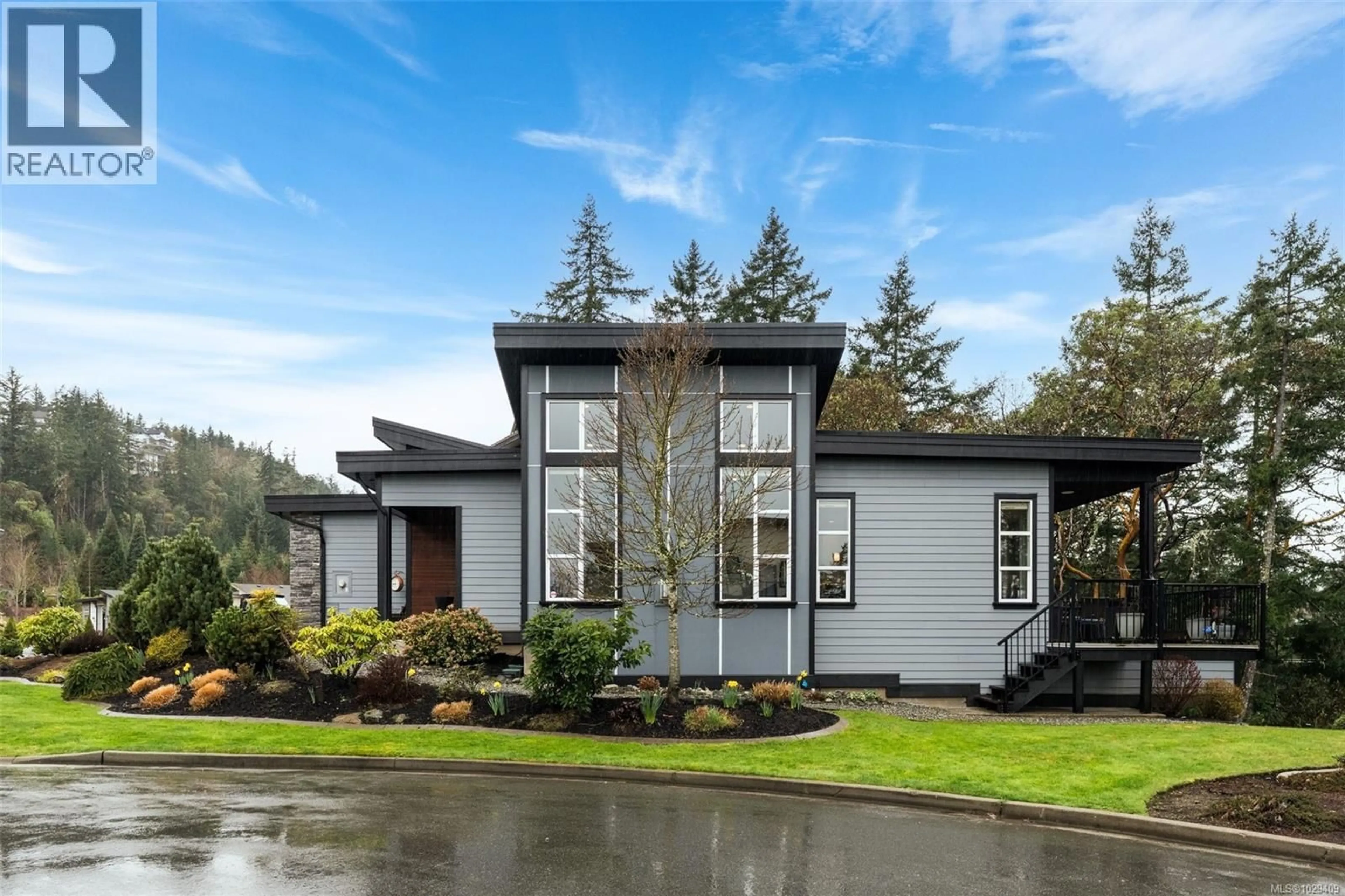 Home with vinyl exterior material, street for 2040 RIVERS CROSSING SOUTHEAST, Langford British Columbia V9B0S6