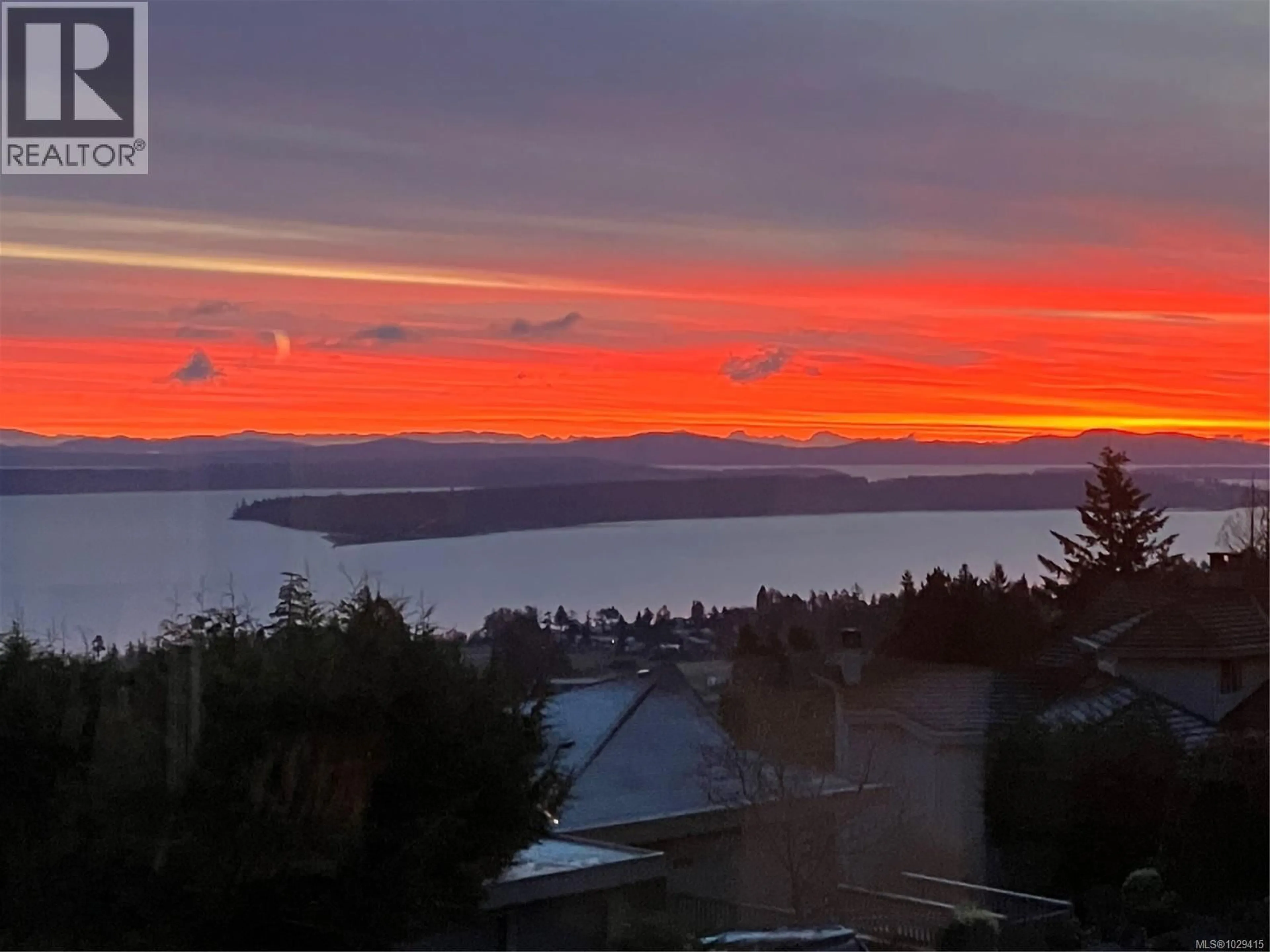 Blurry image for 8874 PARK PACIFIC TERRACE, North Saanich British Columbia V8L4S1