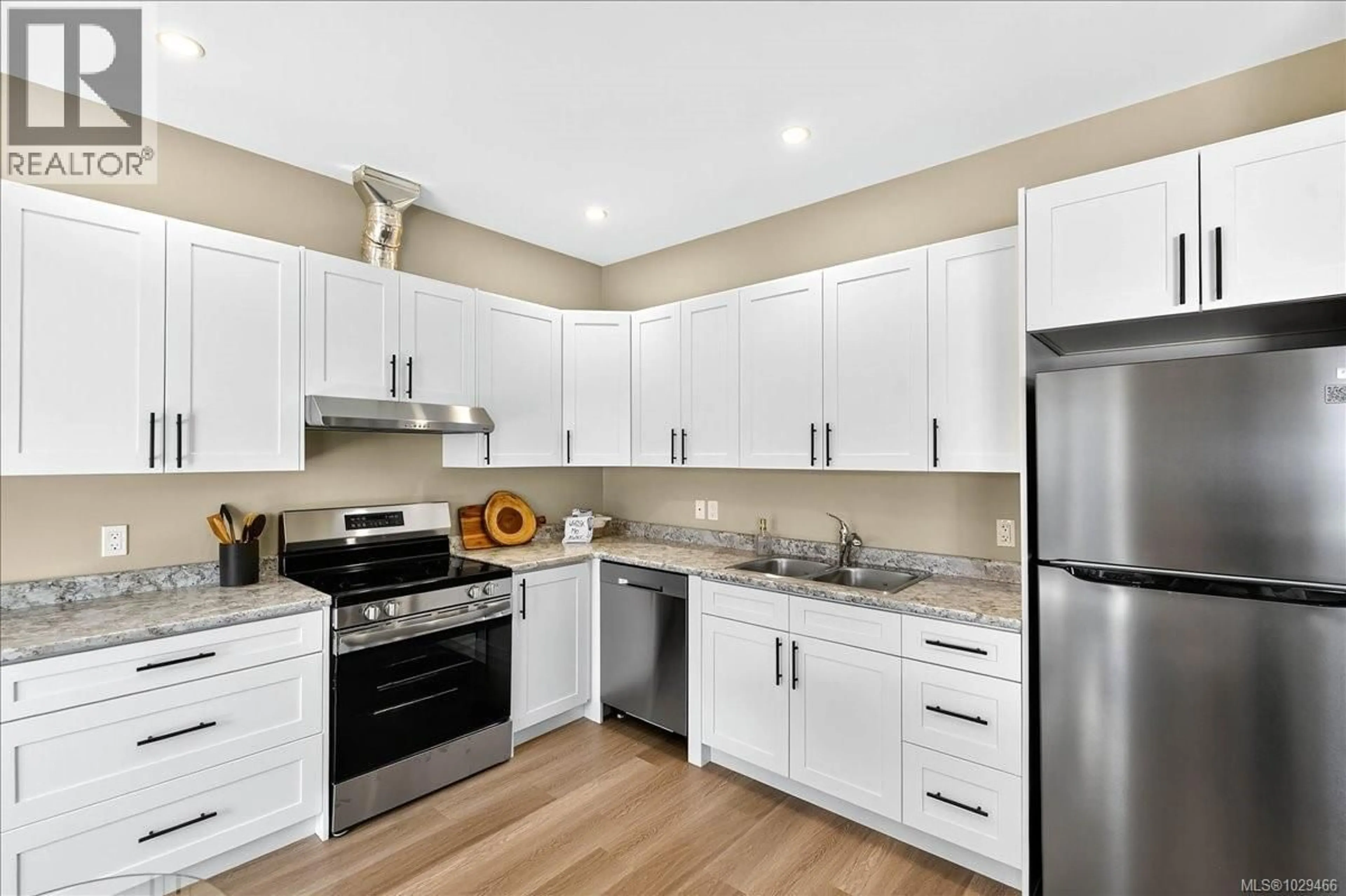 Unknown for 110 - 5535 WOODLAND CRESCENT EAST, Port Alberni British Columbia V9Y8E6