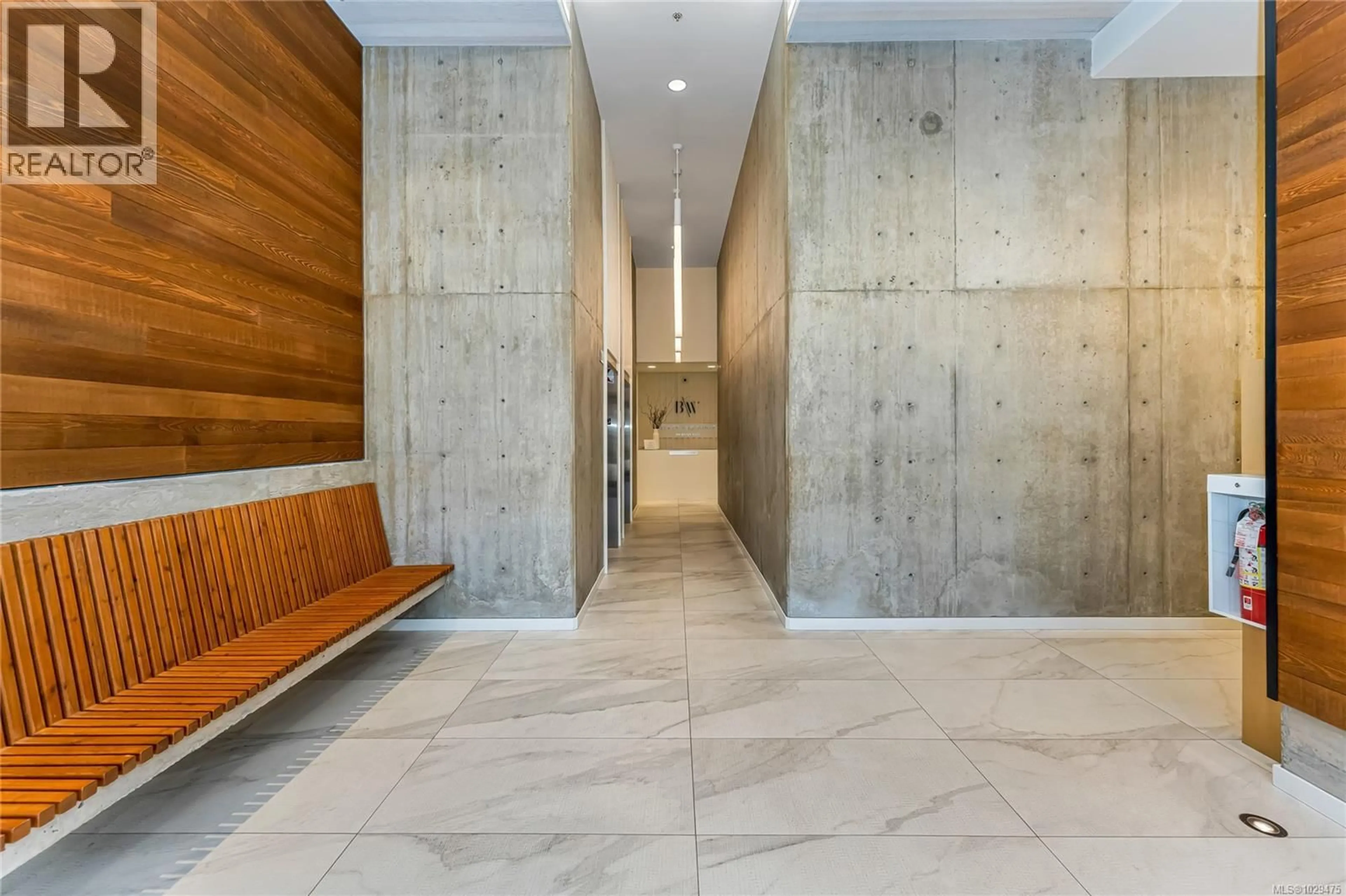 Unknown for 405 - 1033 COOK STREET, Victoria British Columbia V8V0E1