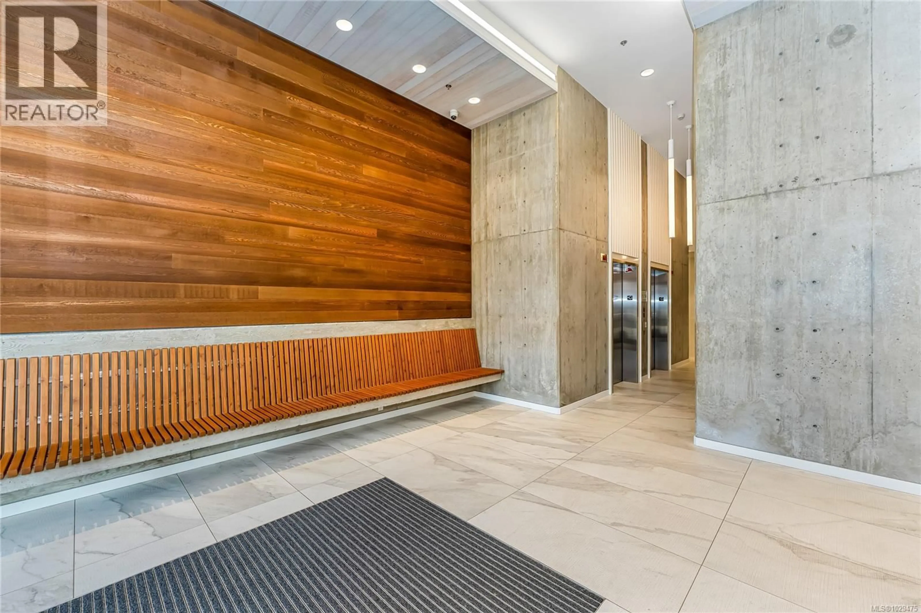 Unknown for 405 - 1033 COOK STREET, Victoria British Columbia V8V0E1