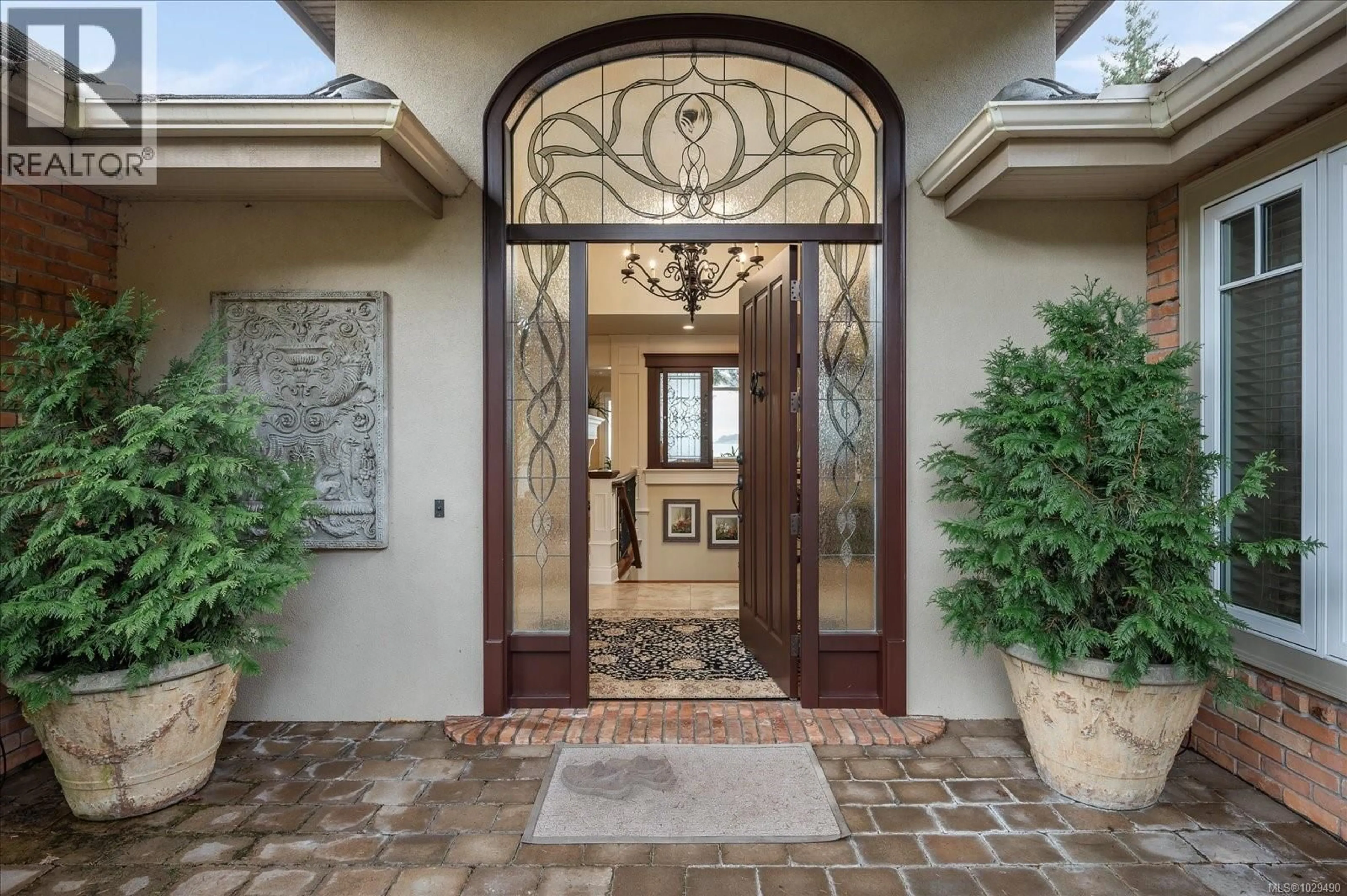 Indoor entryway for 2450 AINSLEY PLACE, Nanoose Bay British Columbia V9P9G9