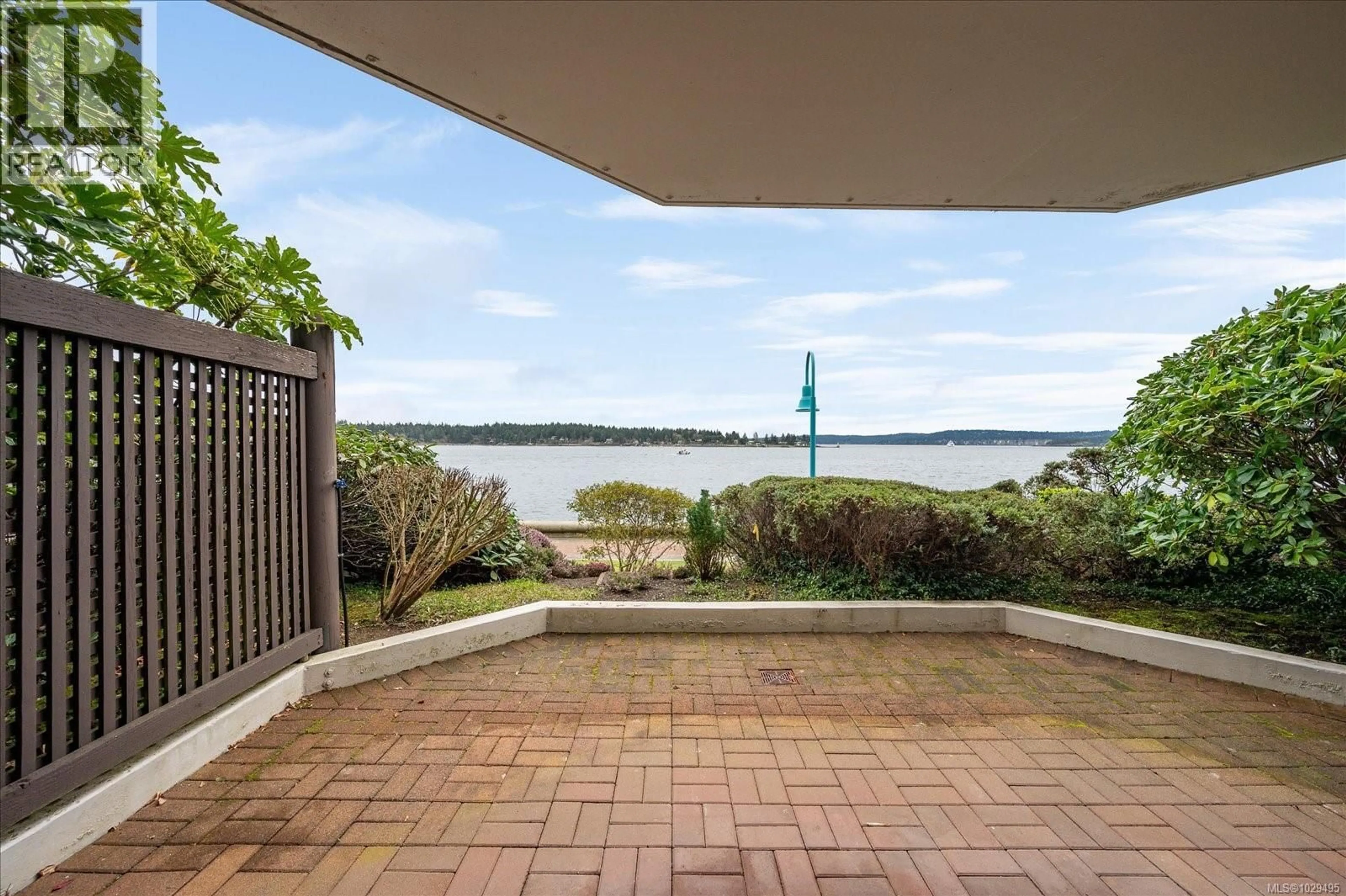 Patio, water/lake/river/ocean view for 110 - 150 PROMENADE DRIVE, Nanaimo British Columbia V9R6M6