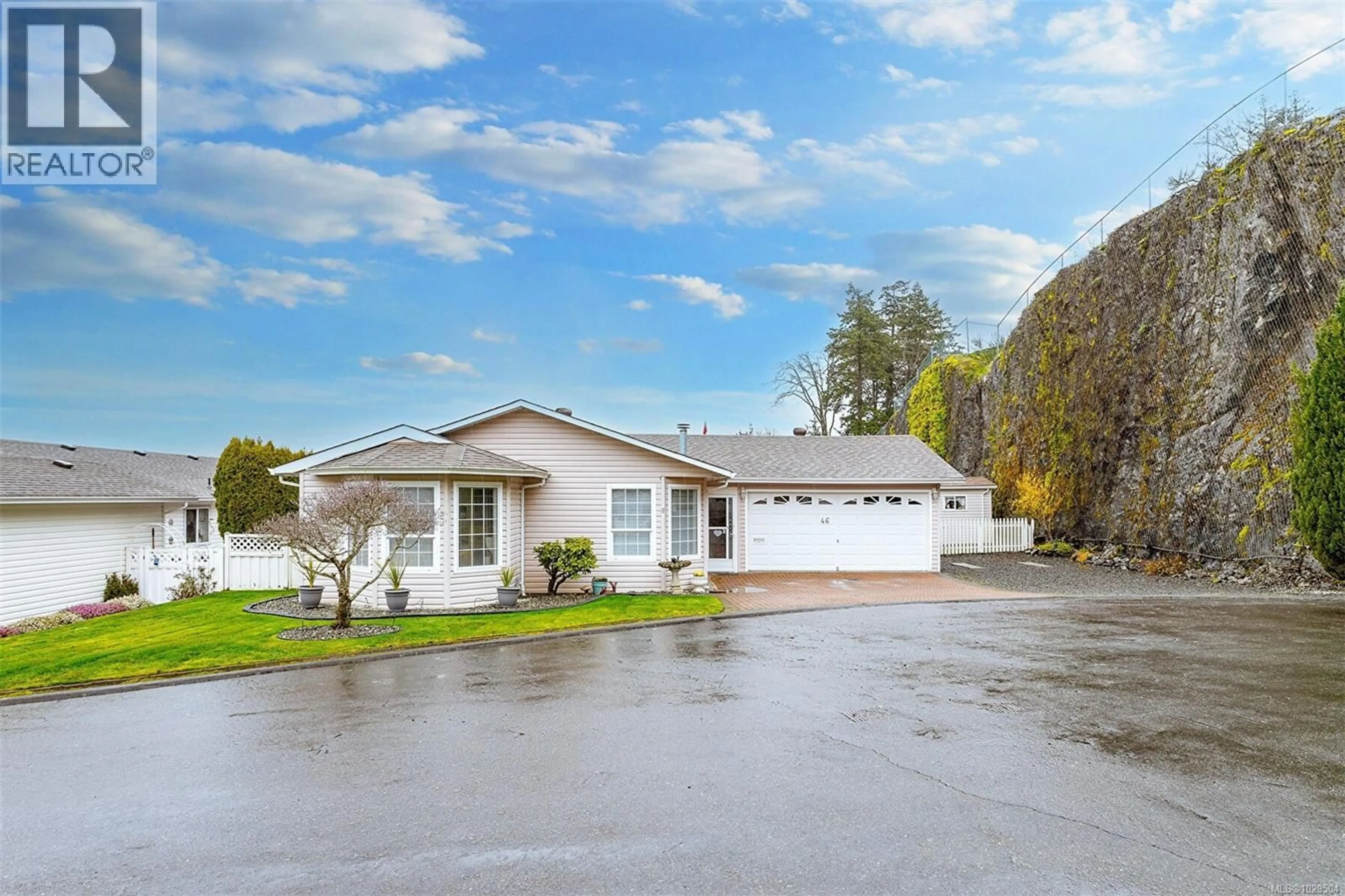 Home with vinyl exterior material, unknown for 46 EAGLE LANE, View Royal British Columbia V9A7M2