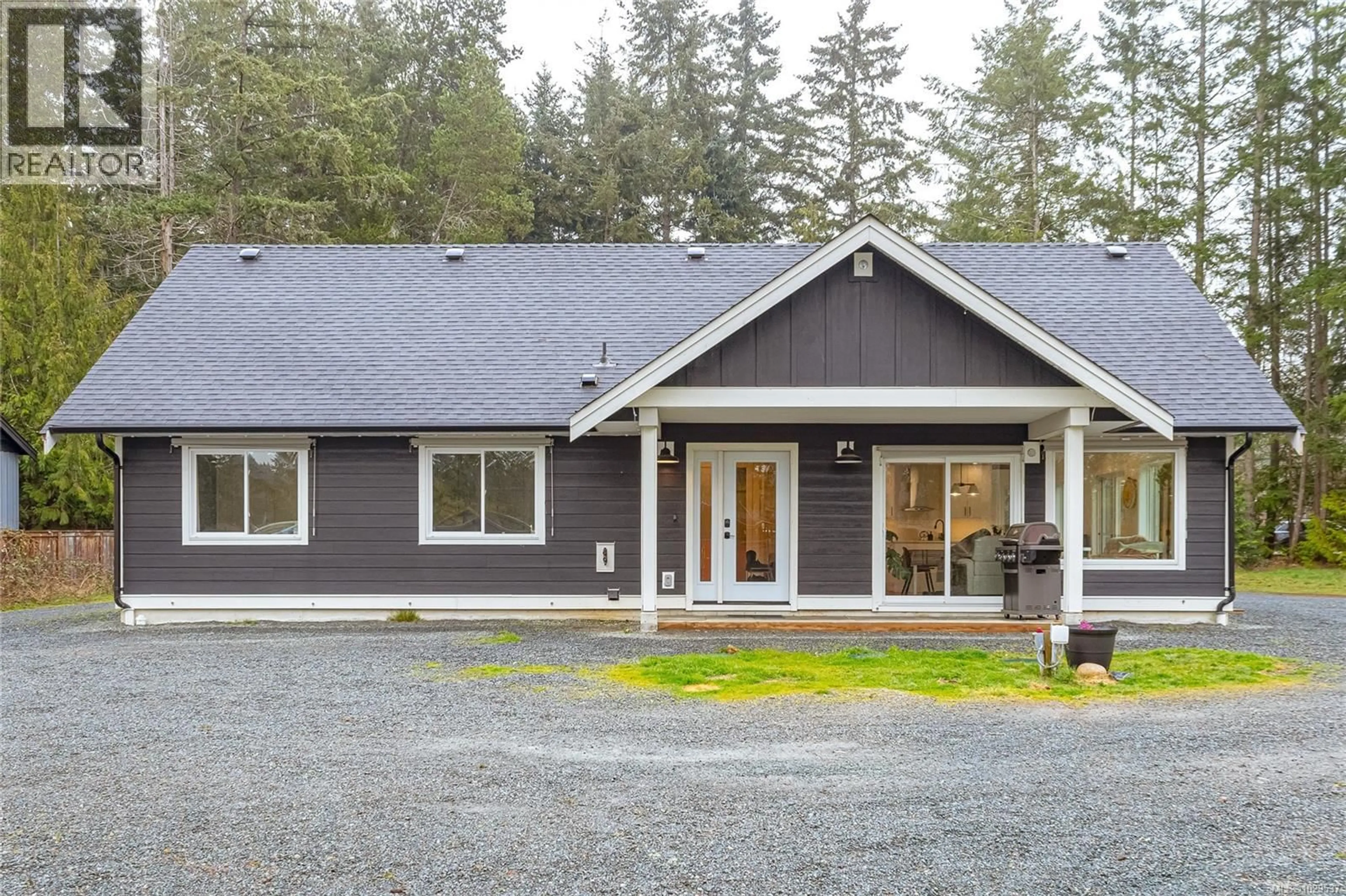 Home with vinyl exterior material, mountain view for 1119 BELLEVUE ROAD, Parksville British Columbia V9P2C1