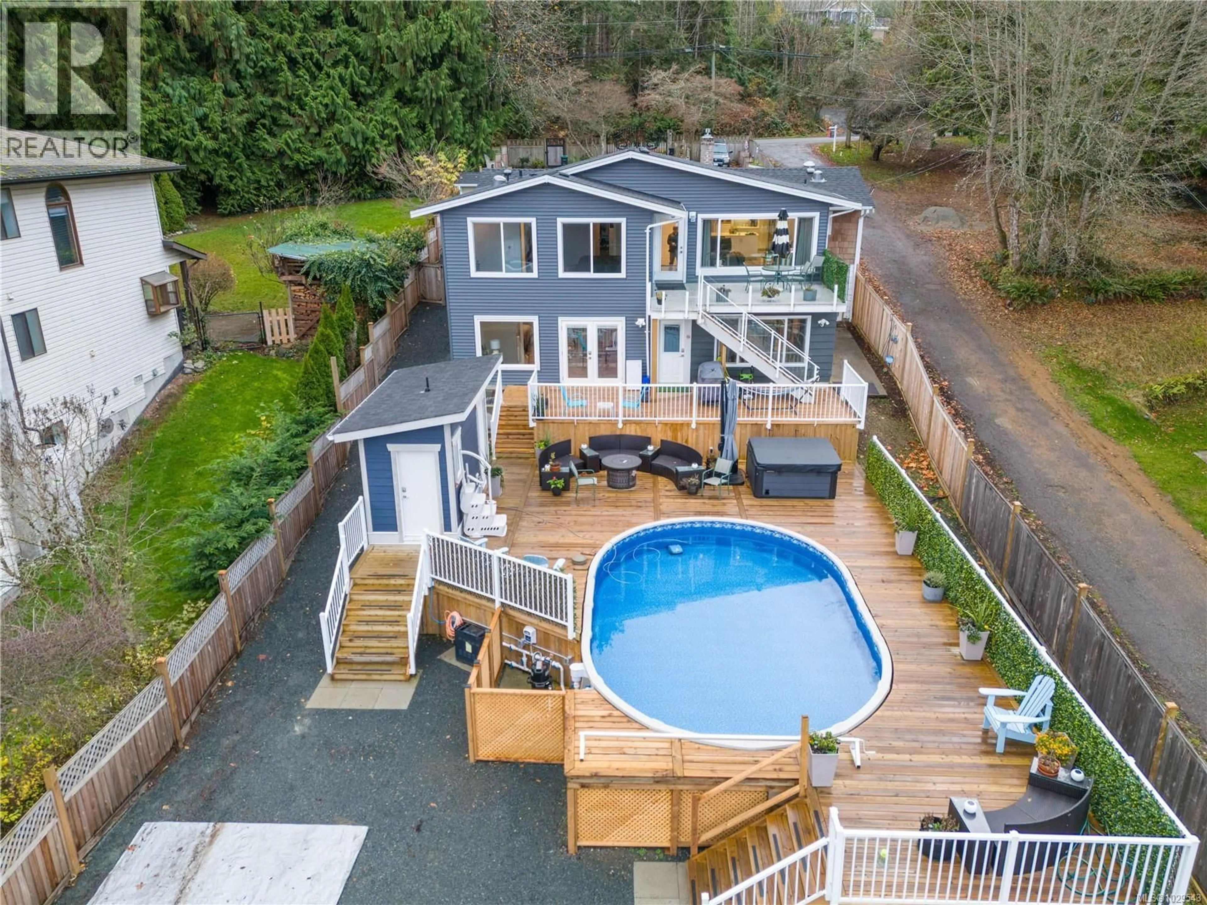 A pic from outside/outdoor area/front of a property/back of a property/a pic from drone, water/lake/river/ocean view for 7896 LANTZVILLE ROAD, Lantzville British Columbia V0R2H0