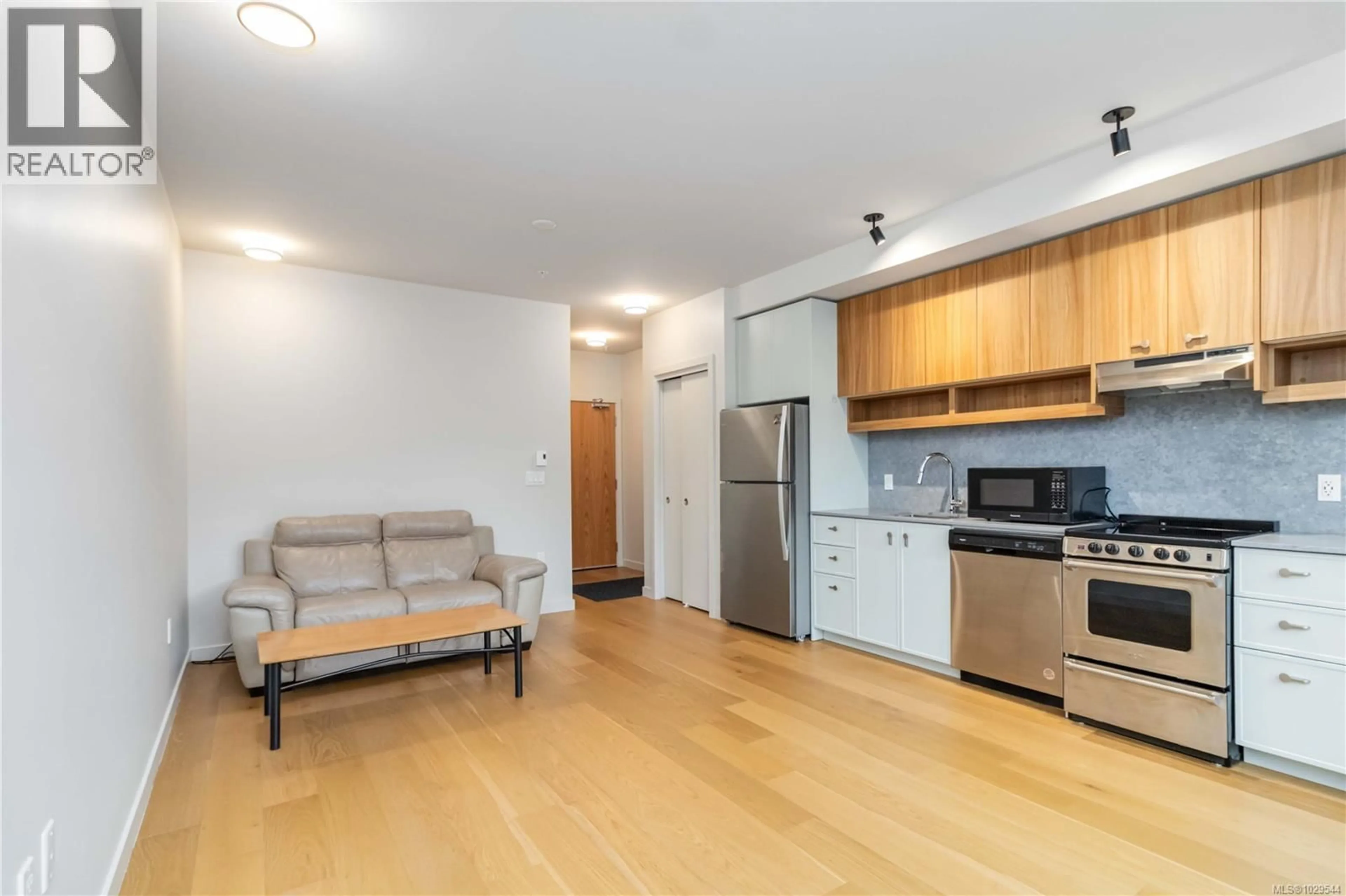 Unknown for 202 - 629 SPEED AVENUE, Victoria British Columbia V8Z1A5