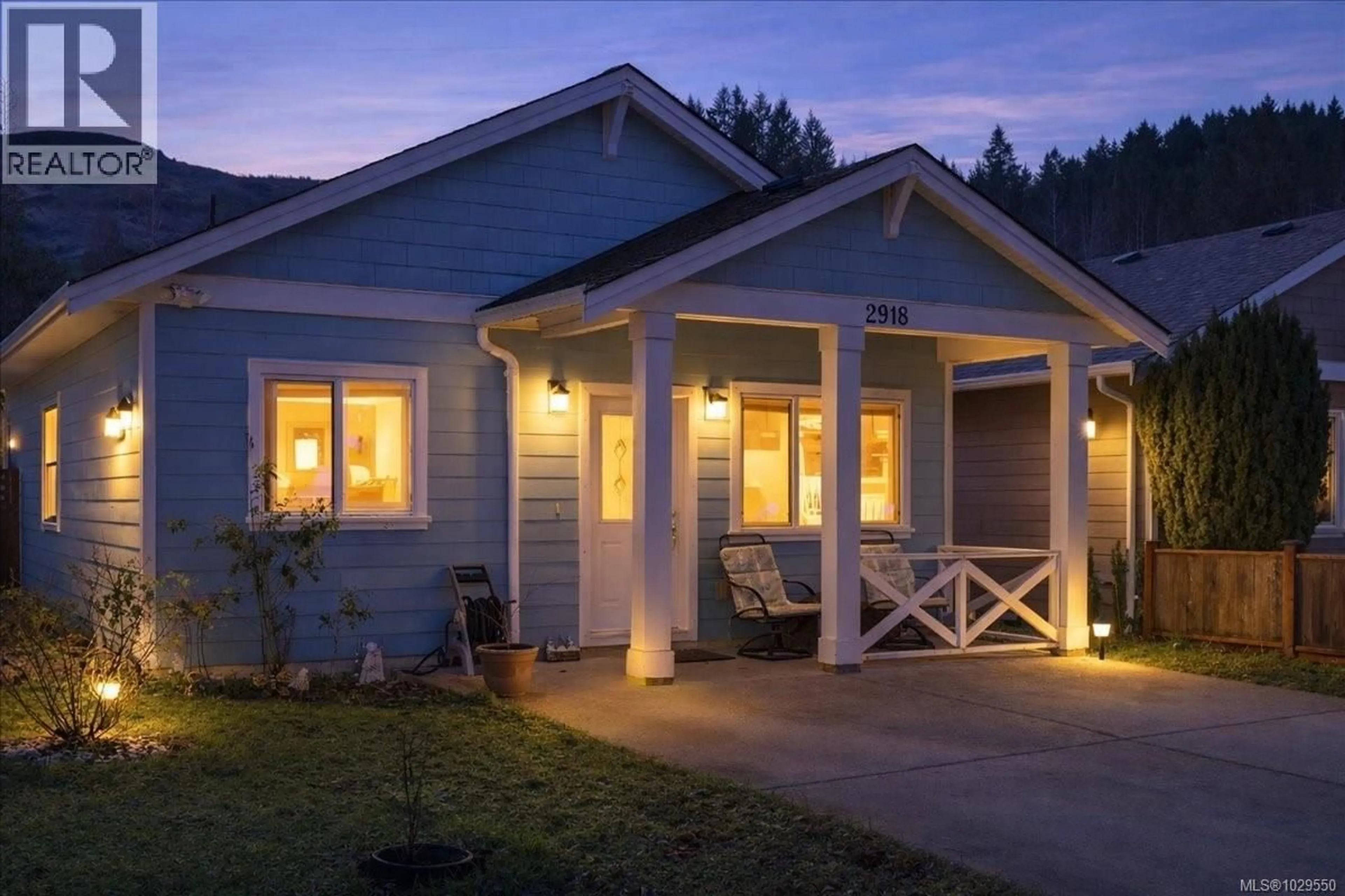 Home with vinyl exterior material, street for 2918 GOLDEN SPIKE PLACE, Langford British Columbia V9B0B2