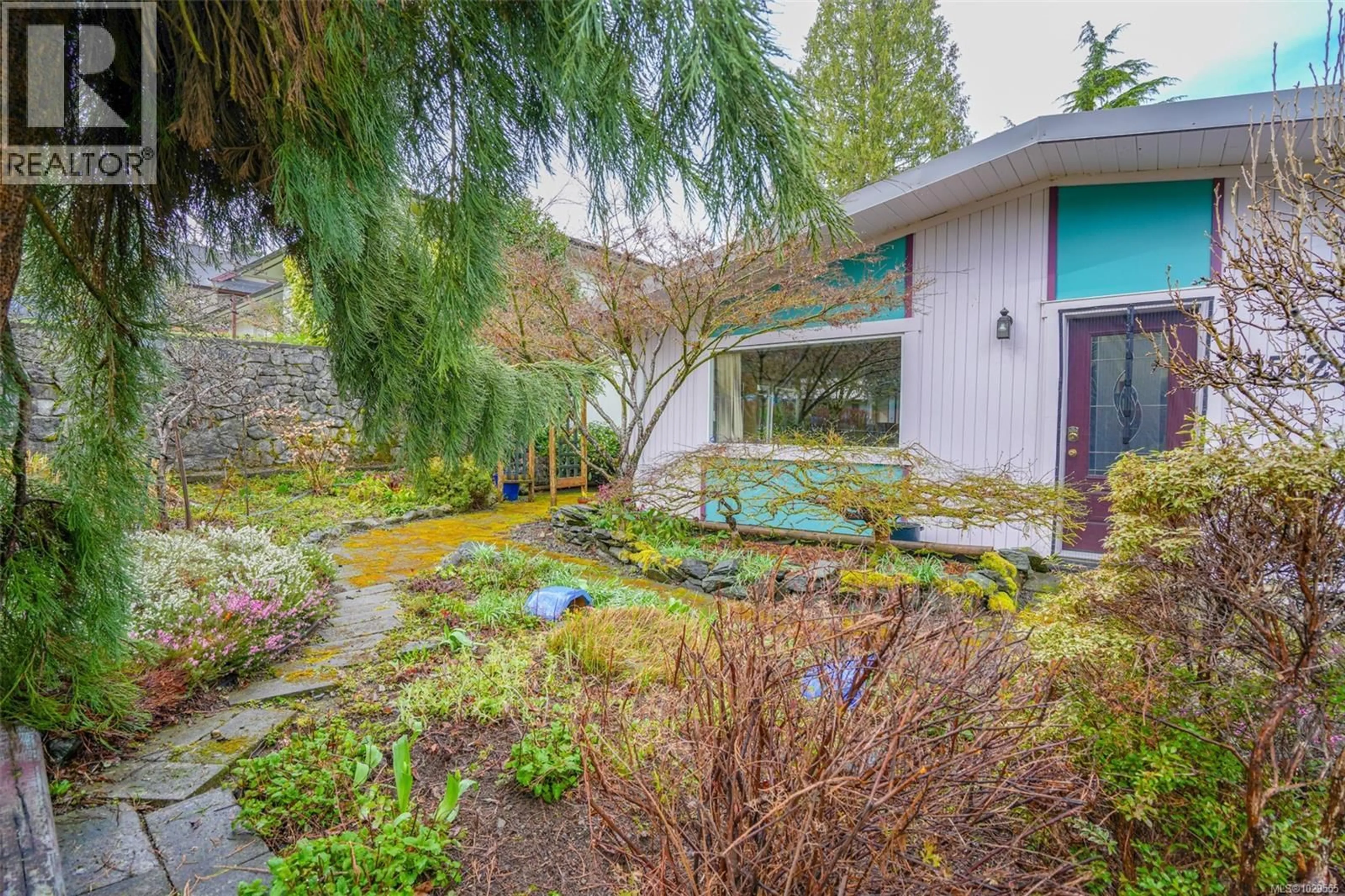 Patio, unknown for 2552 14TH AVENUE, Port Alberni British Columbia V9Y2X9