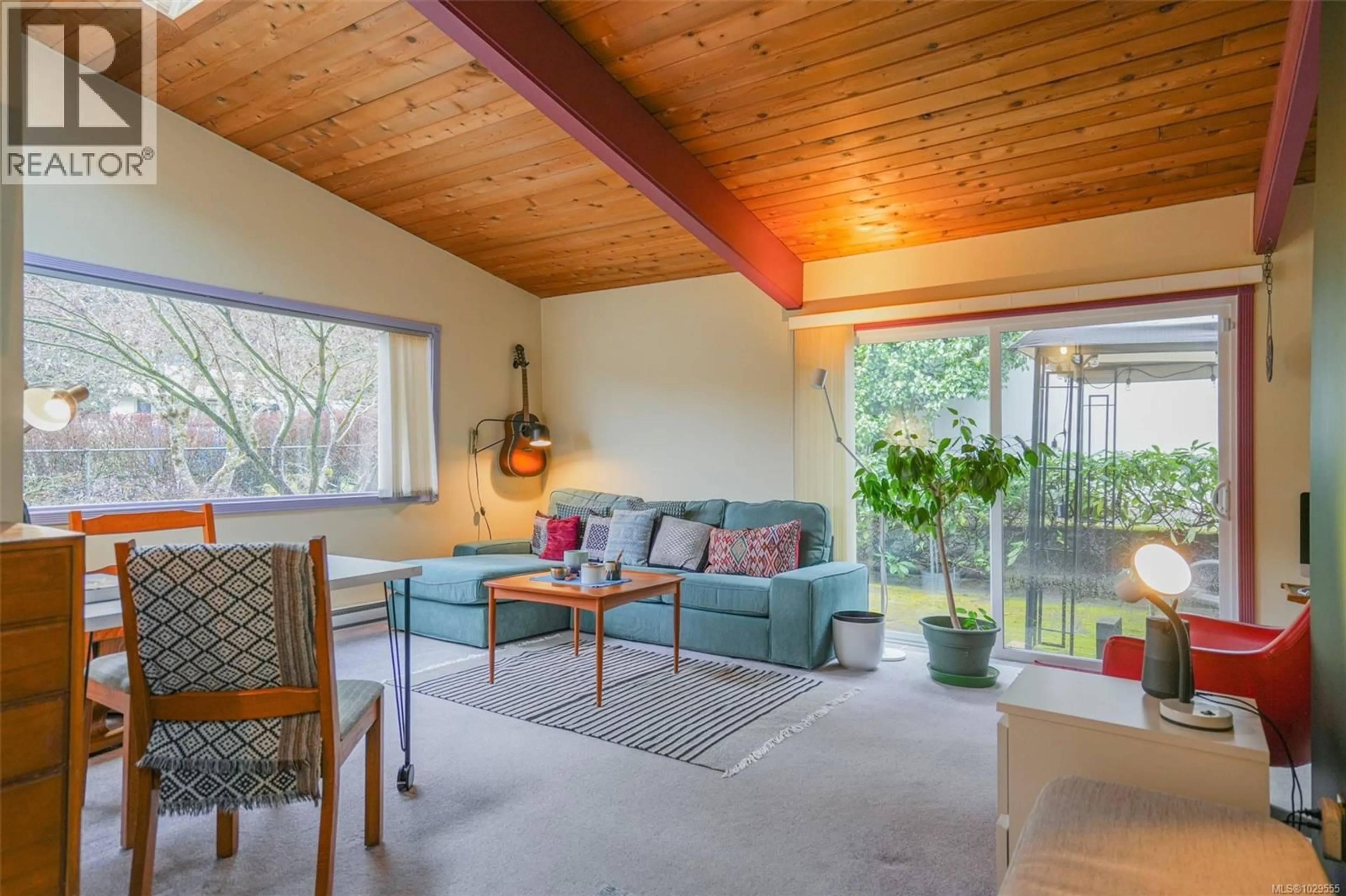 Living room with furniture, unknown for 2552 14TH AVENUE, Port Alberni British Columbia V9Y2X9