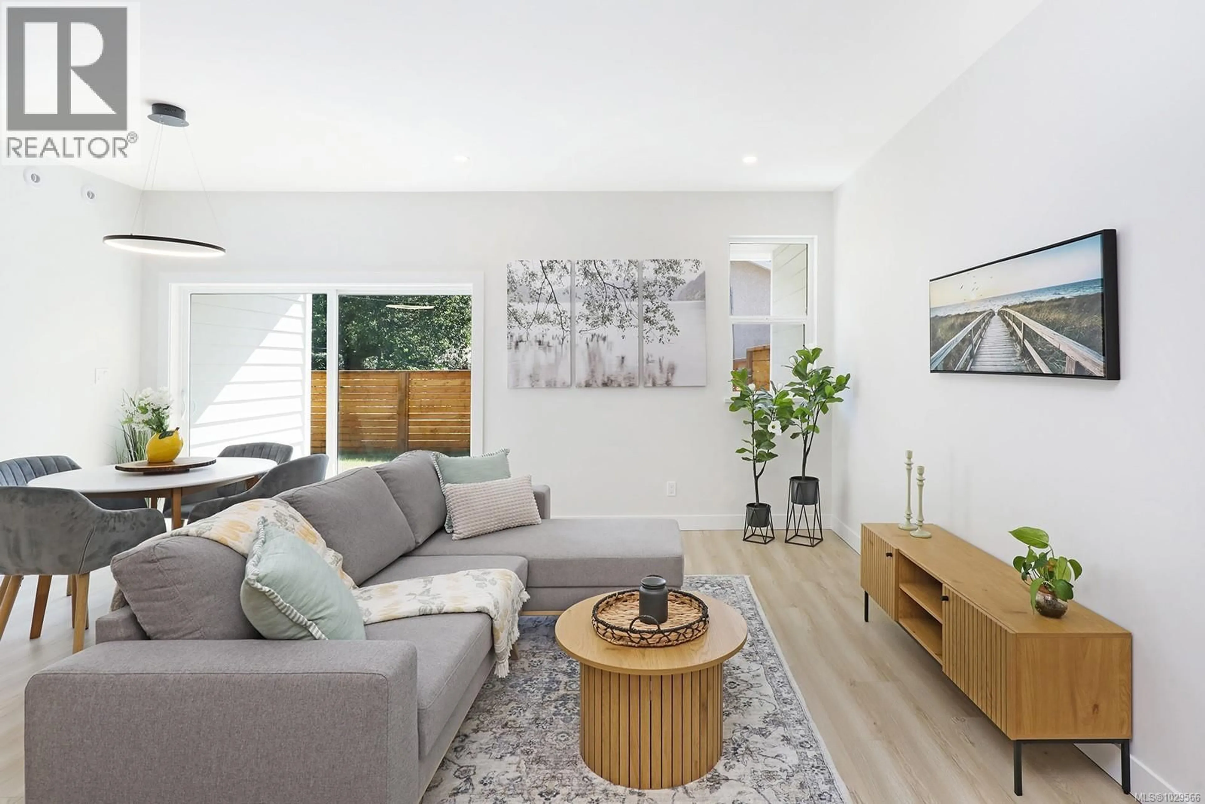 Living room with furniture, unknown for 13 - 1505 CROATION ROAD, Campbell River British Columbia V9W3T4