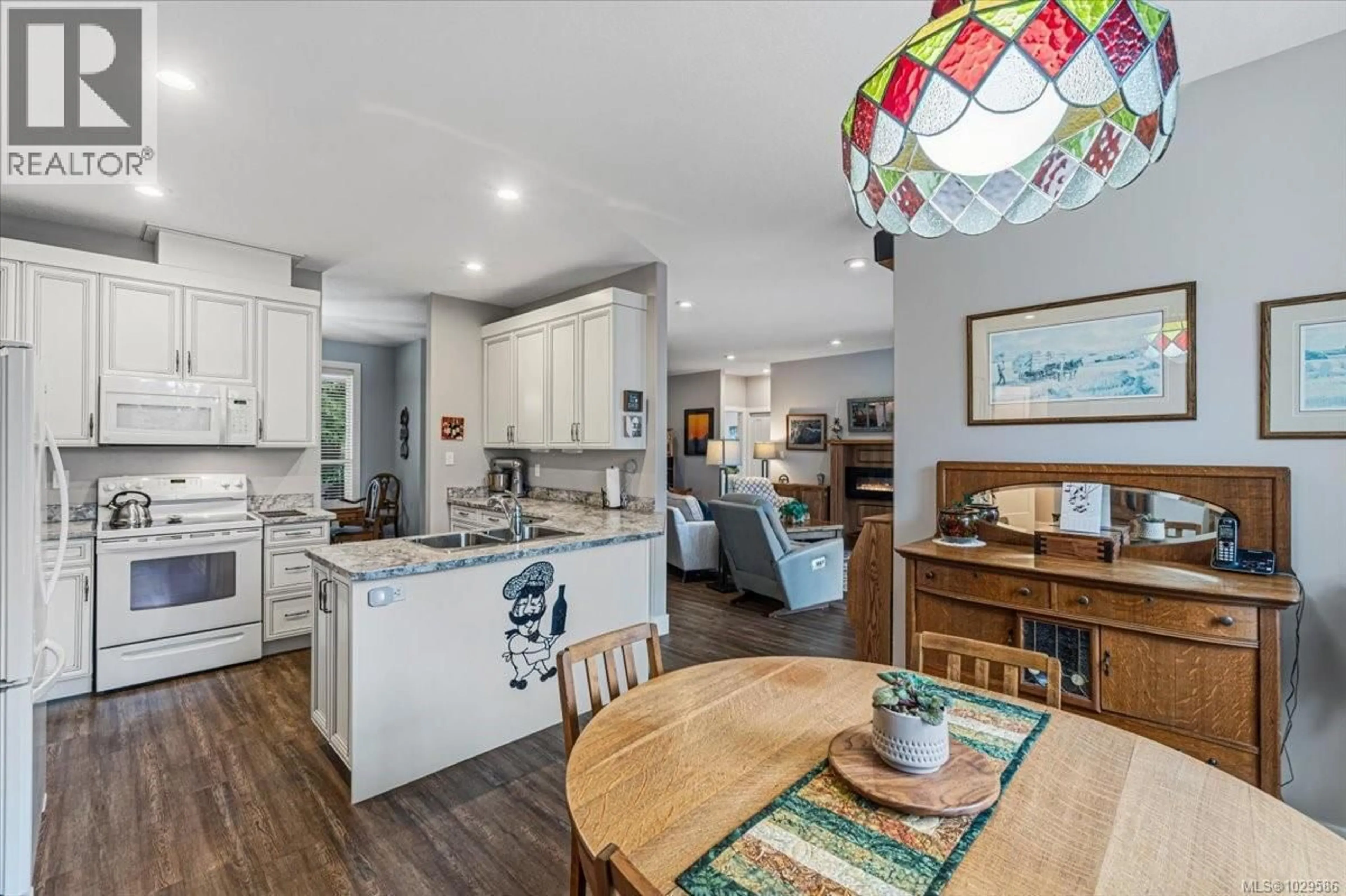 Open concept kitchen, unknown for 3831 CREEKSIDE DRIVE, Bowser British Columbia V0R1G0