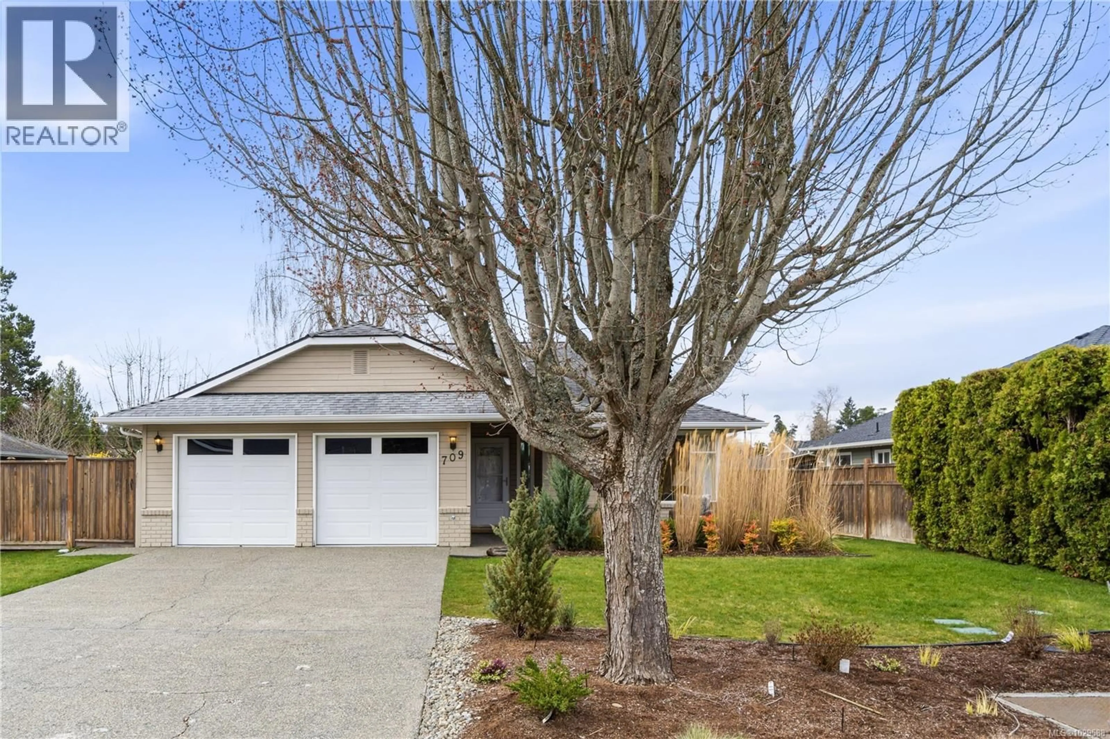 Unknown for 709 FOSTER DRIVE, Parksville British Columbia V9P2M2