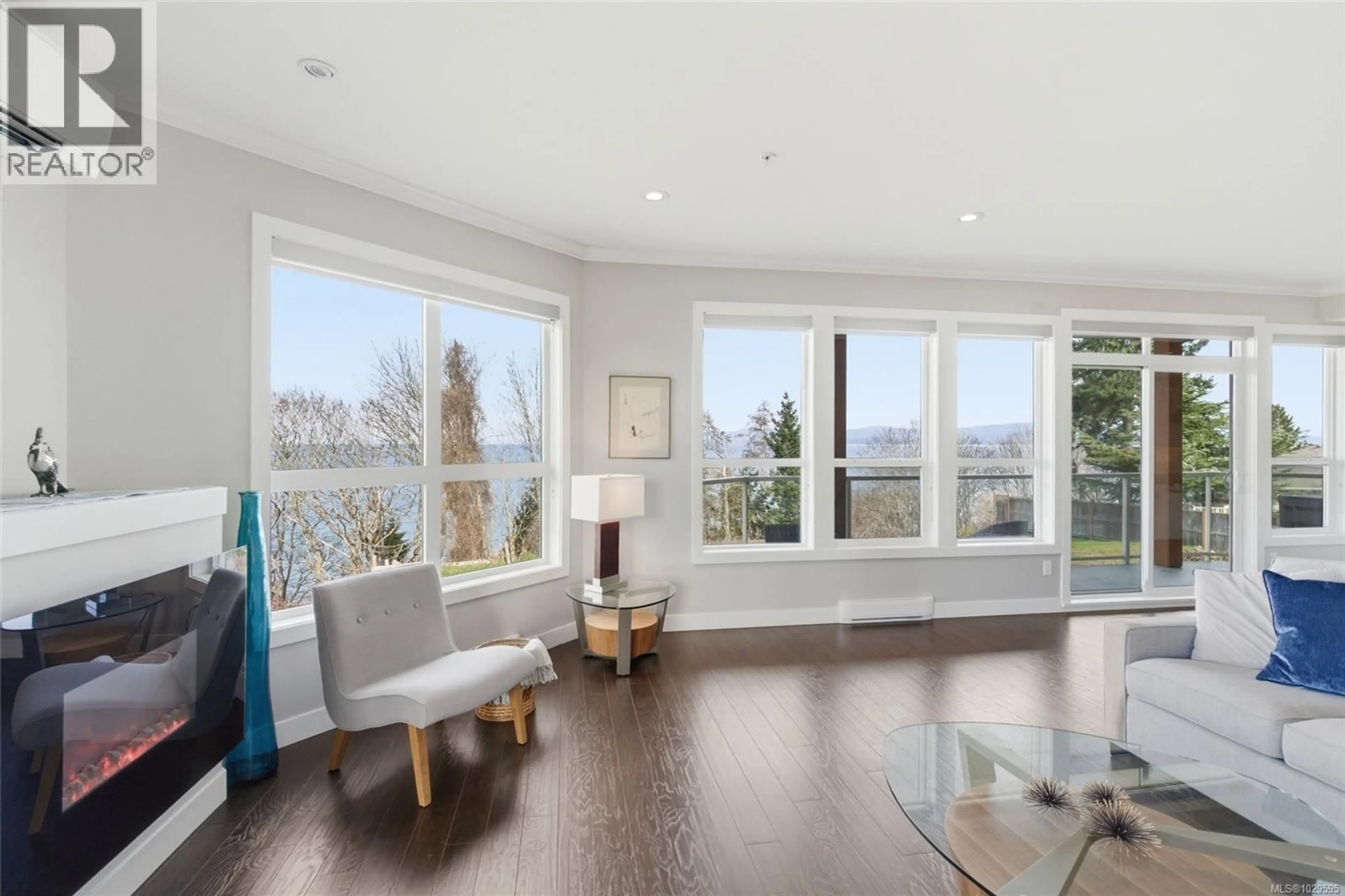 A pic of a room for 204 - 439 COLLEGE ROAD, Qualicum Beach British Columbia V9K0B2