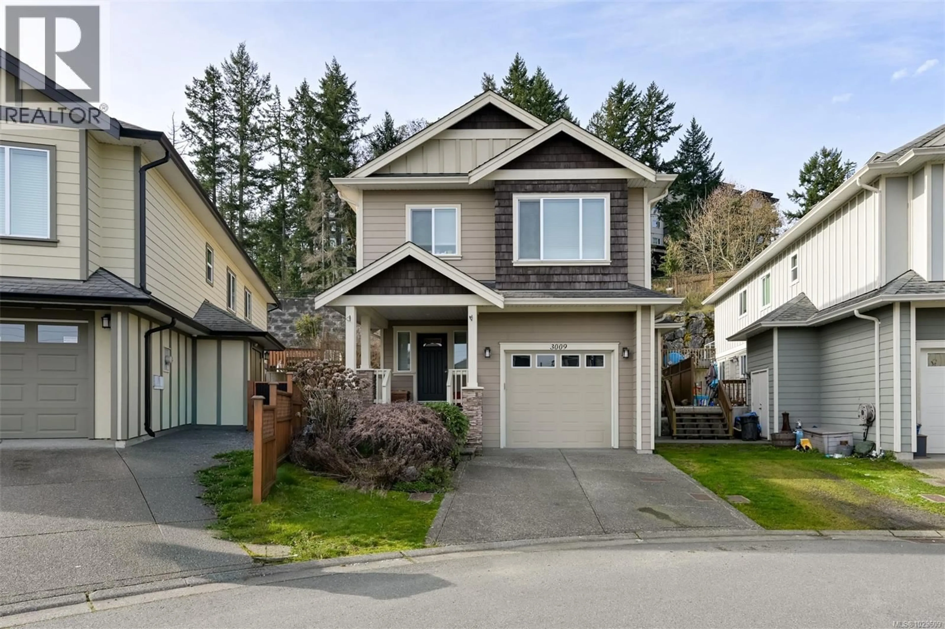 Home with vinyl exterior material, street for 3009 WATERVIEW CLOSE, Langford British Columbia V9B0L9