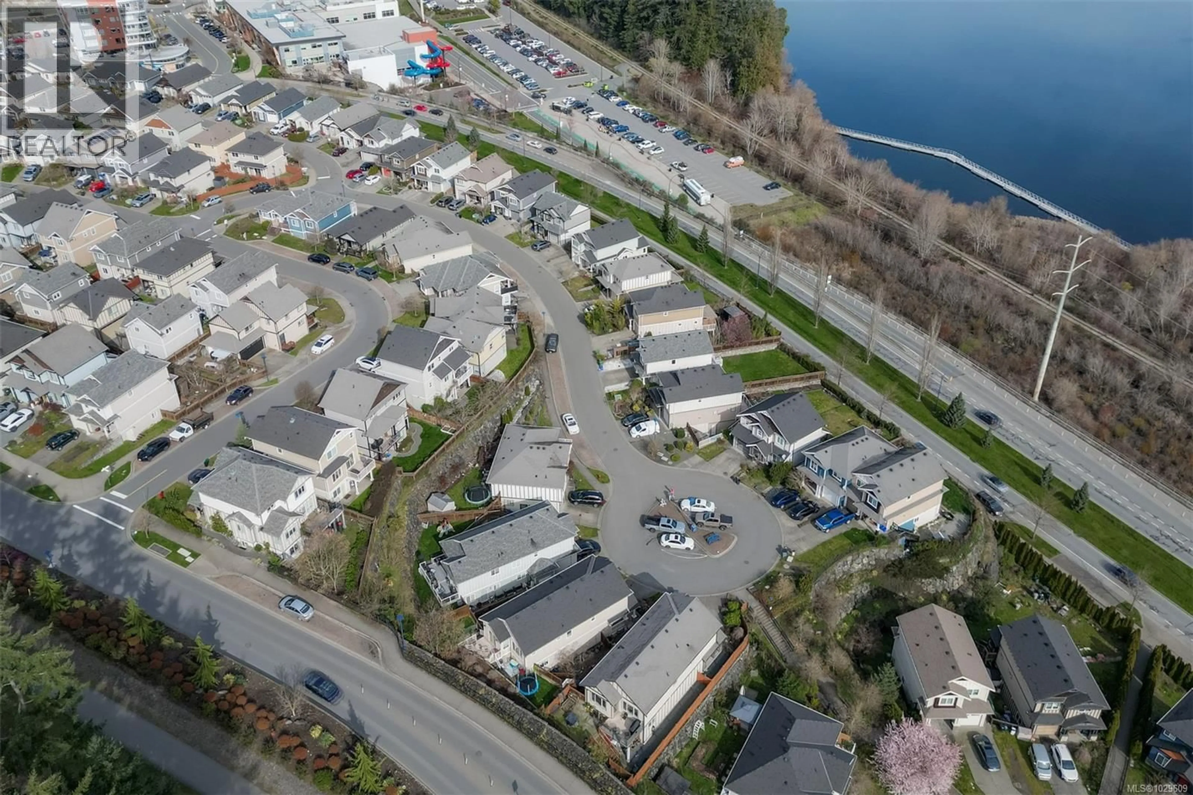 A pic from outside/outdoor area/front of a property/back of a property/a pic from drone, street for 3009 WATERVIEW CLOSE, Langford British Columbia V9B0L9