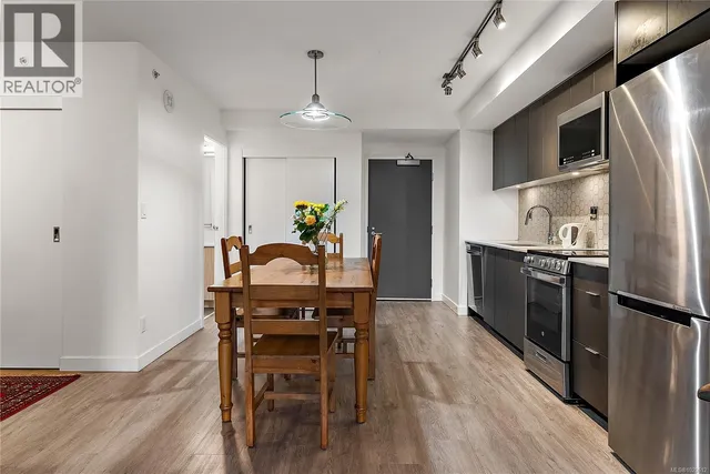 310 - 845 JOHNSON STREET, Victoria 5