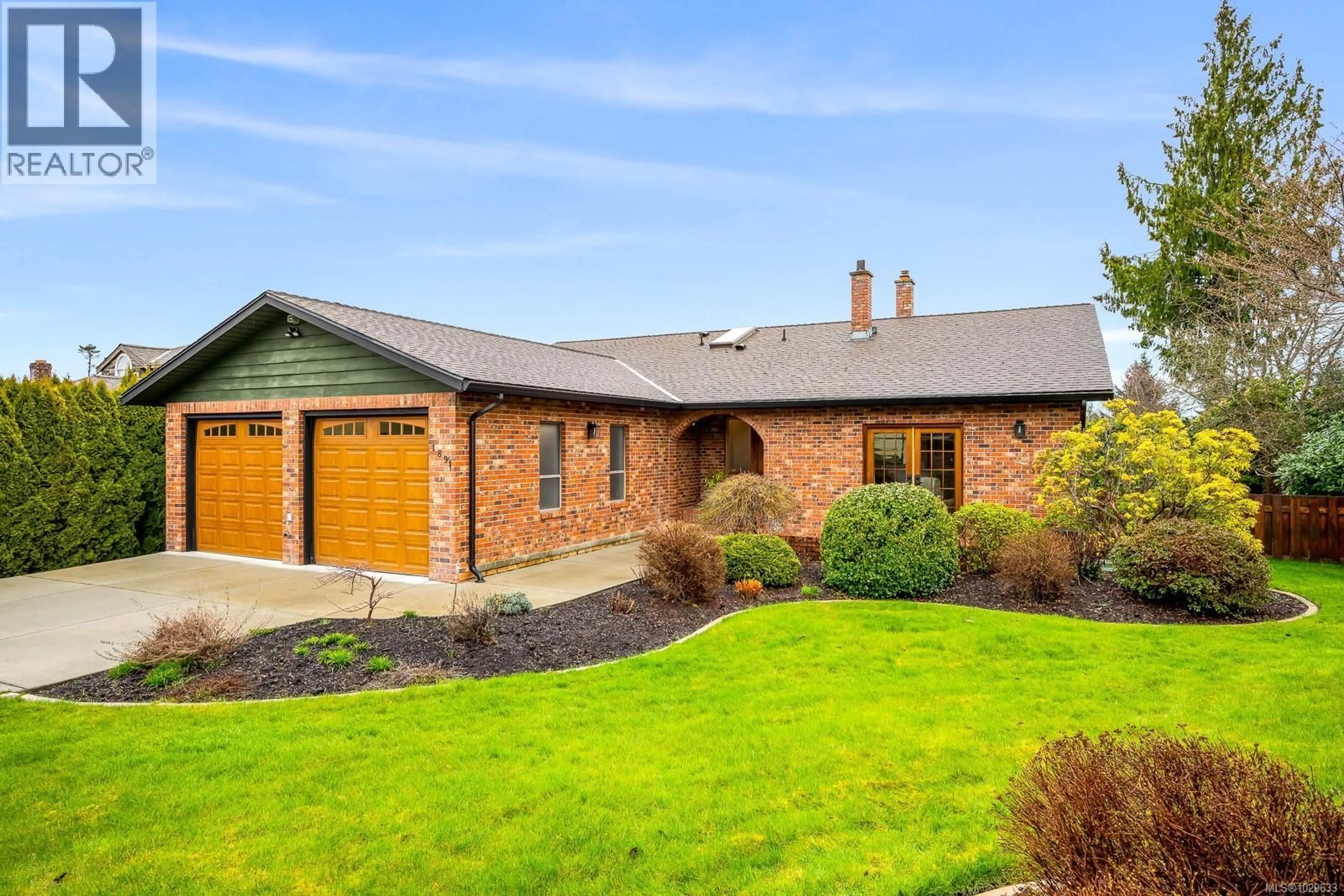 Home with brick exterior material, street for 1891 WHISTLER WAY, Campbell River British Columbia V9W6R1