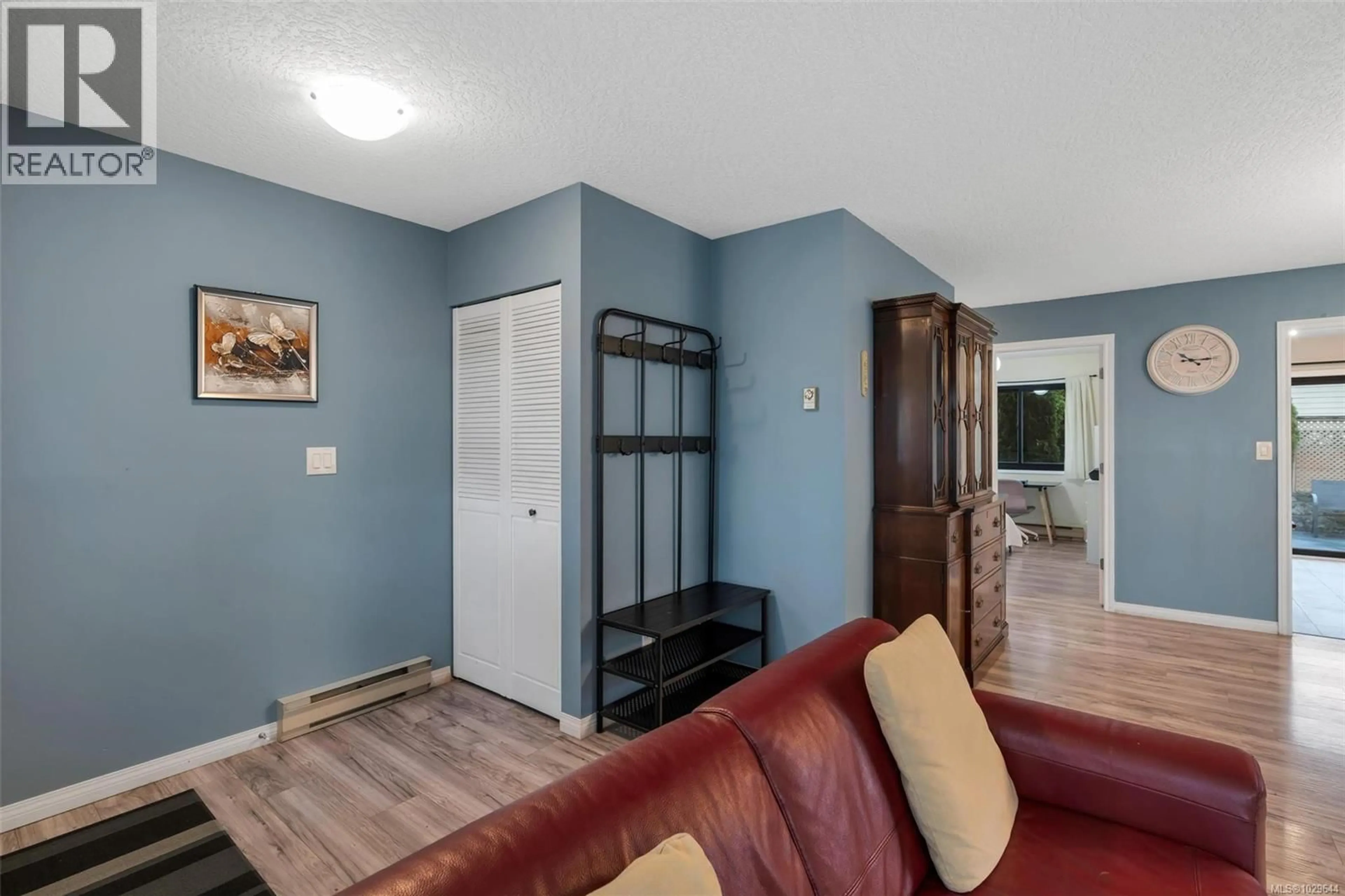 Unknown for 4249 QUADRA STREET, Saanich British Columbia V8X1L5