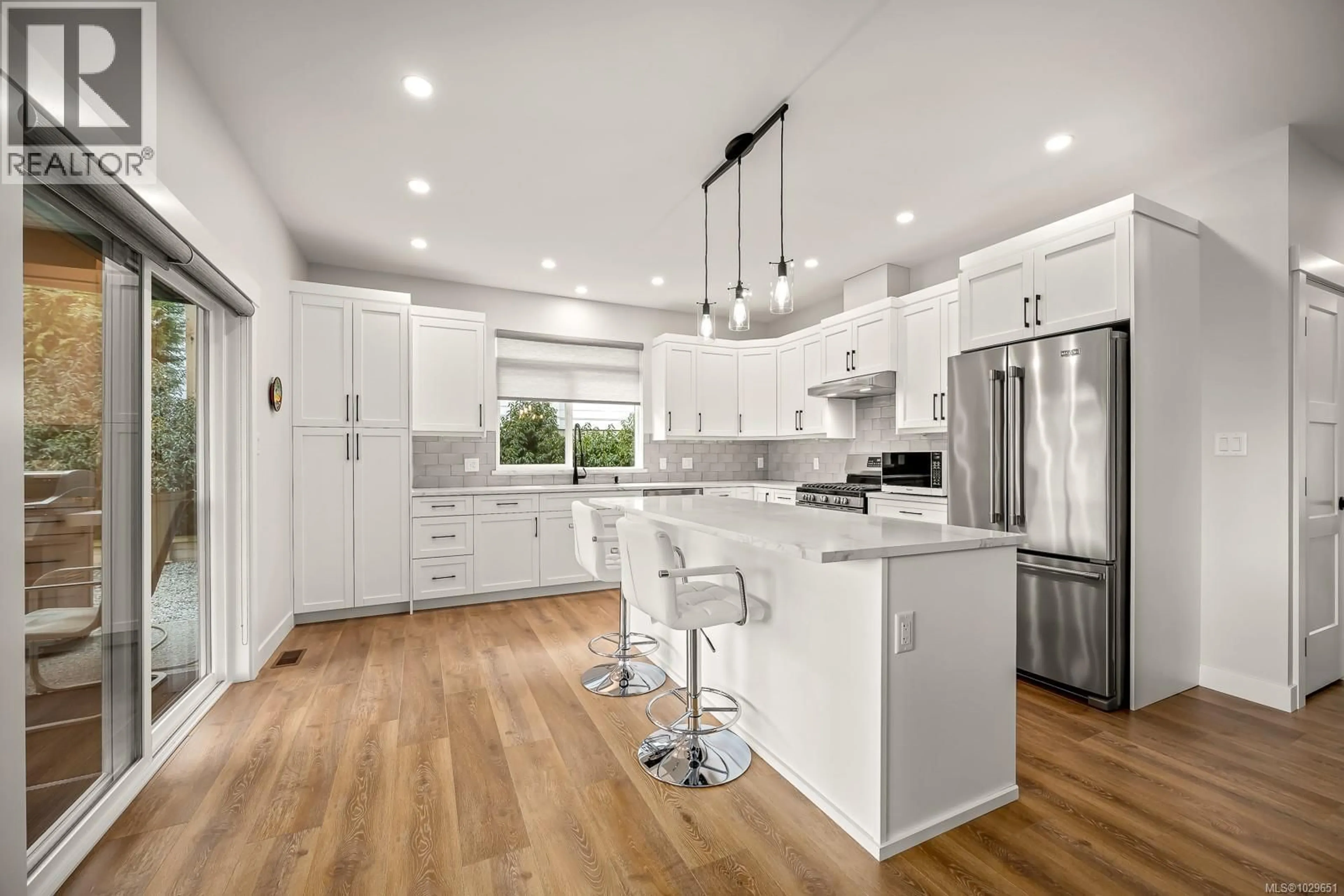 Open concept kitchen, unknown for 4076 CANTERBURY WAY, Courtenay British Columbia V9N0E8