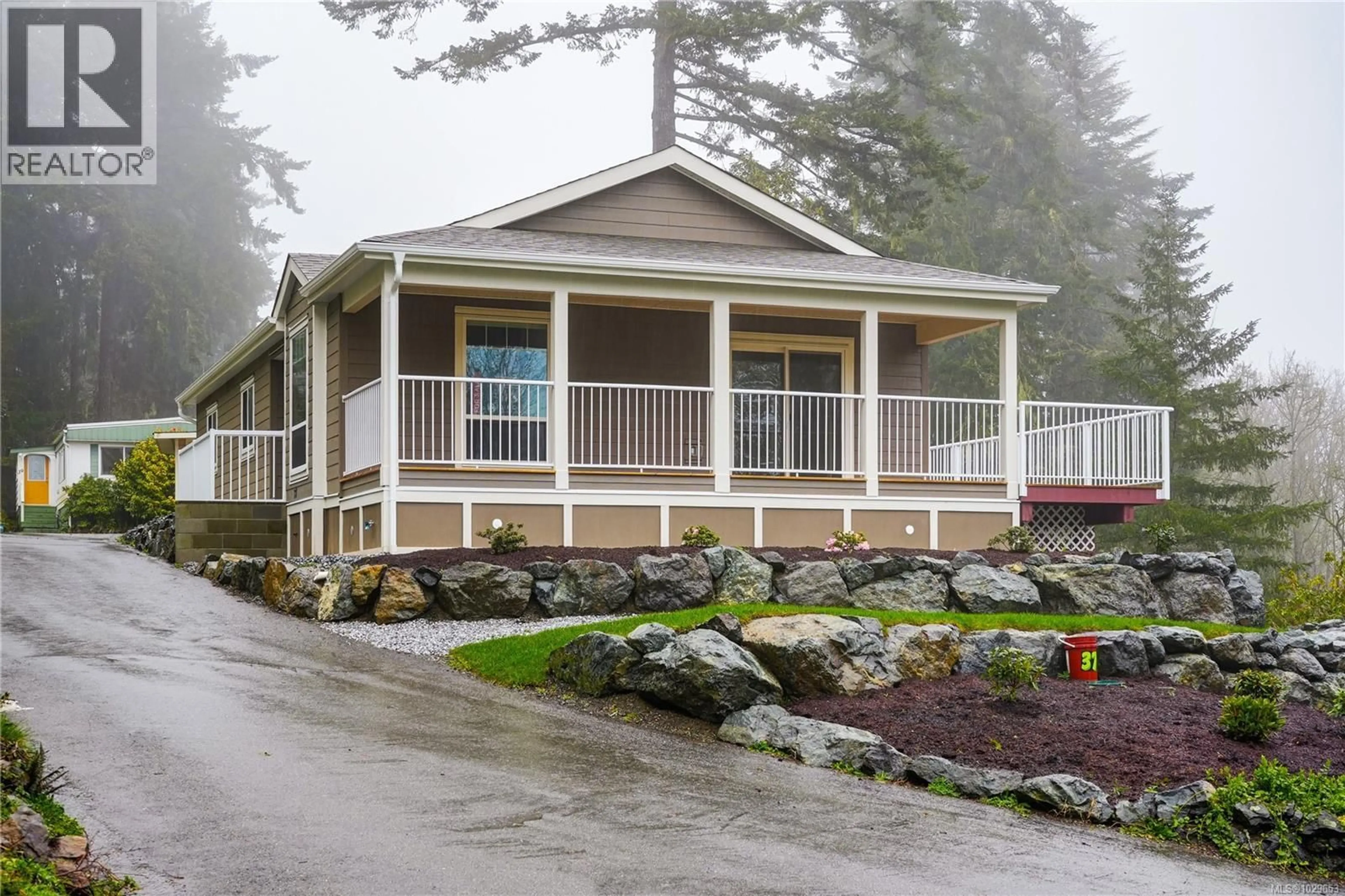 Home with vinyl exterior material, street for 37 - 5838 BLYTHWOOD ROAD, Sooke British Columbia V9Z0G3