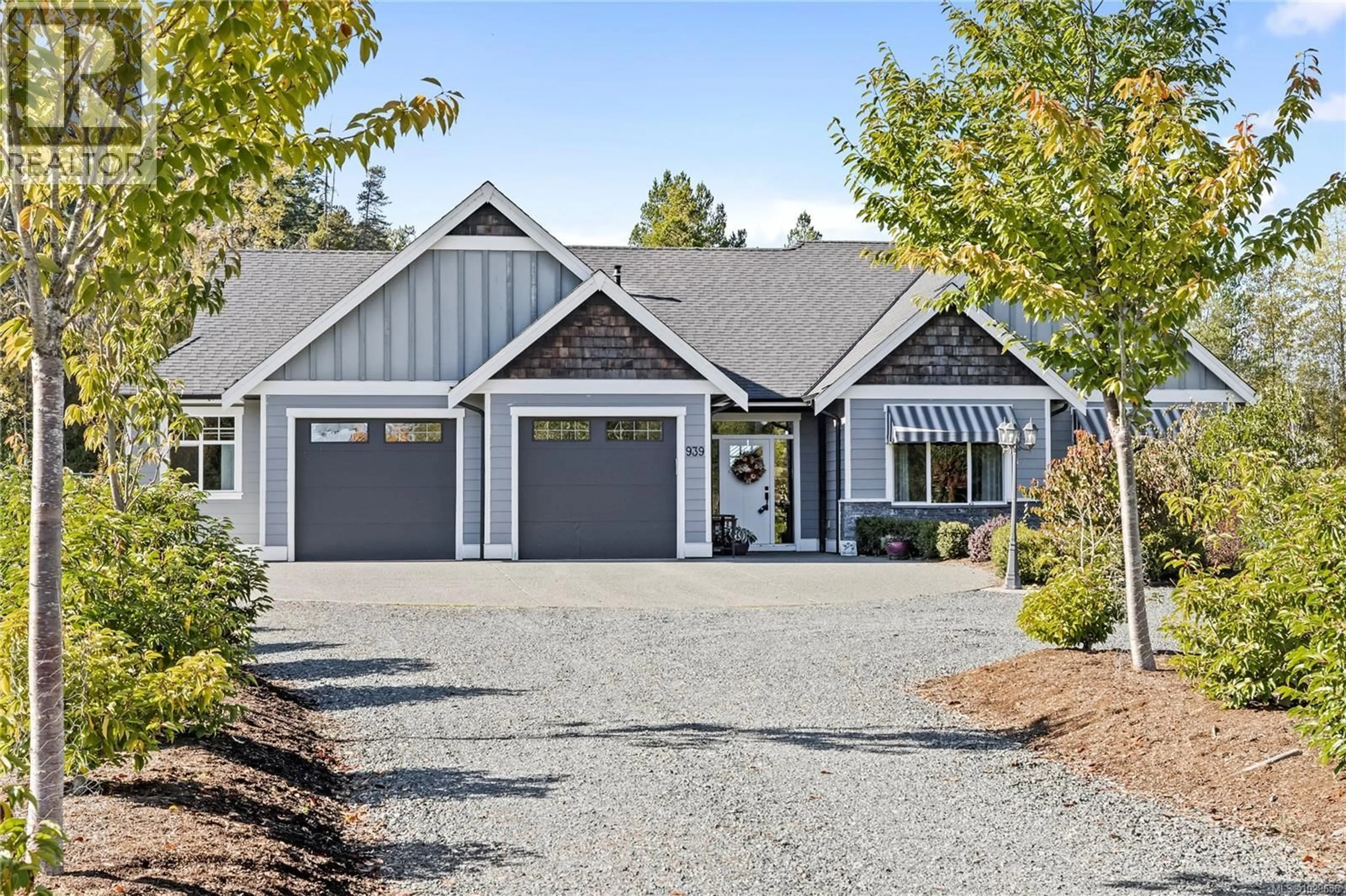 Home with vinyl exterior material, street for 939 VIRGINIA ROAD, Coombs British Columbia V0R1M0