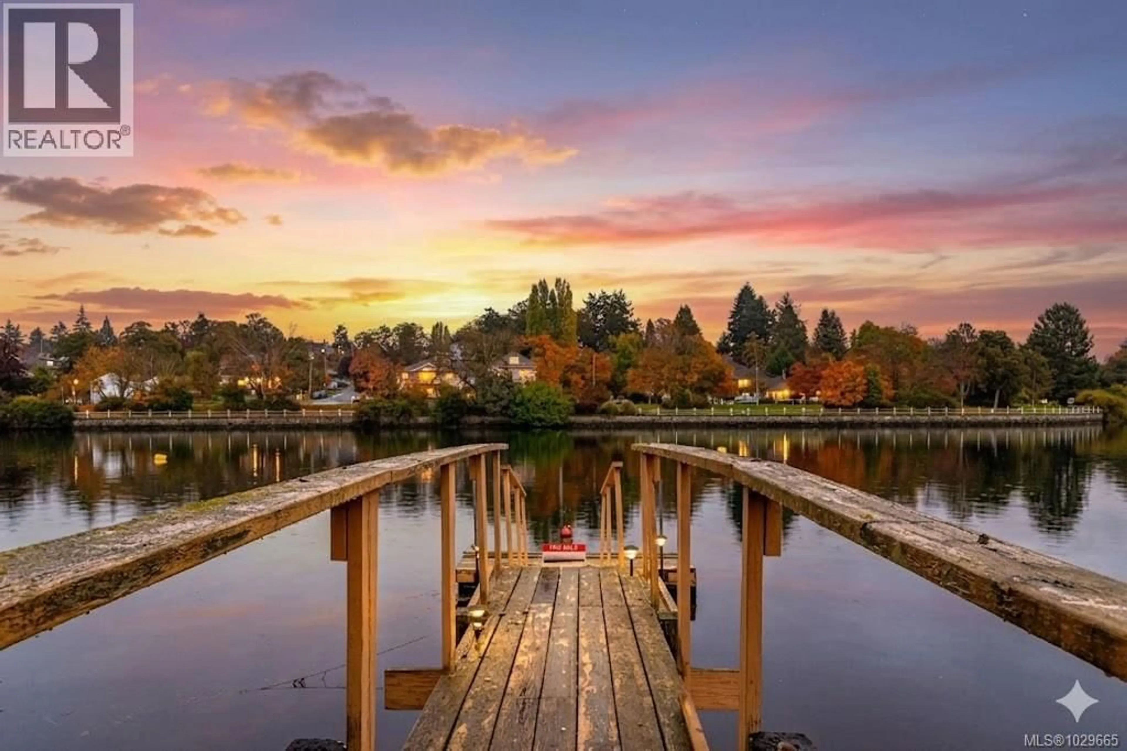 Patio, water/lake/river/ocean view for 1178 RHODA LANE, Esquimalt British Columbia V9A4H2