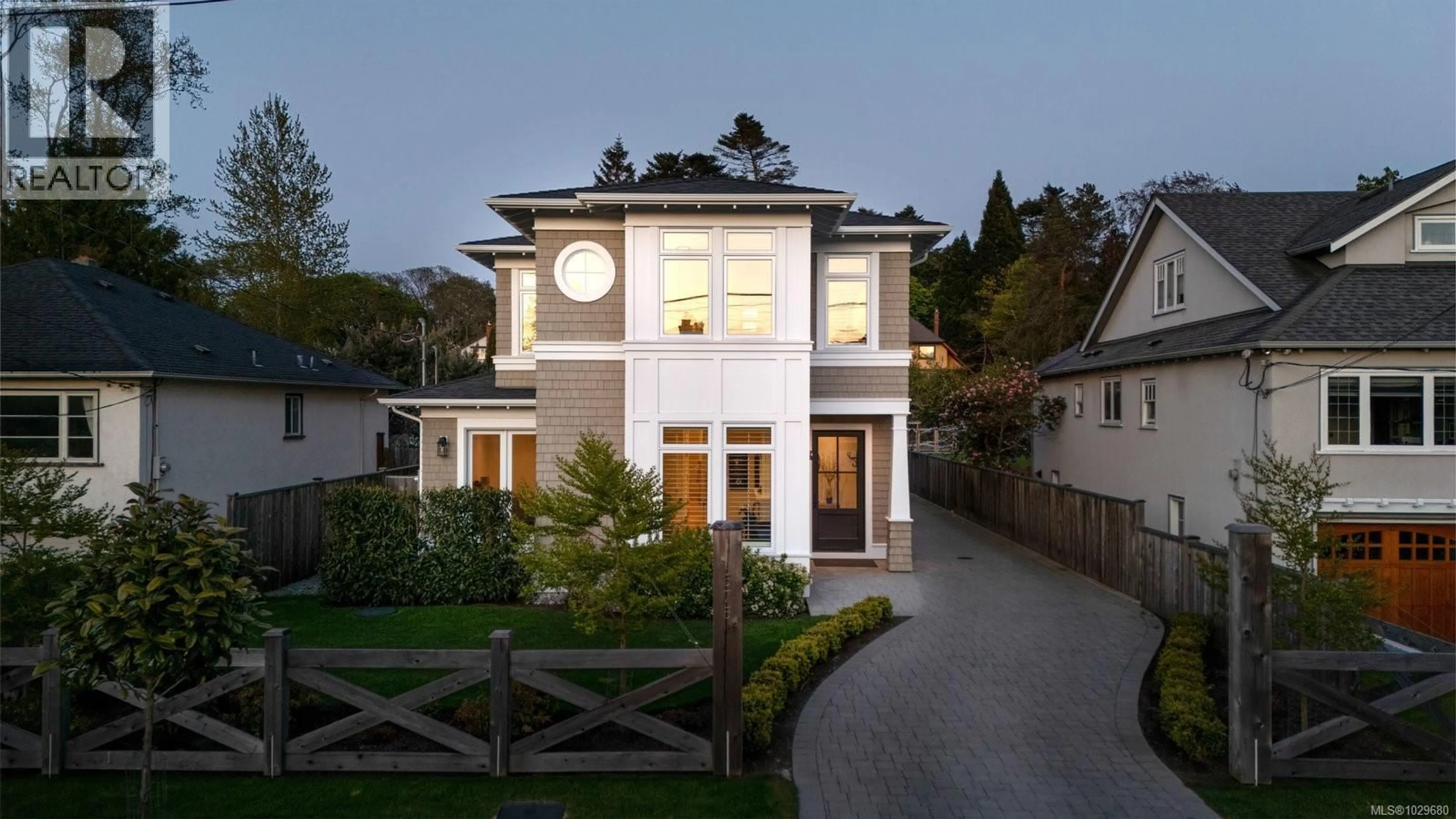 Home with brick exterior material, street for 575 ST. PATRICK STREET, Oak Bay British Columbia V9B4X4