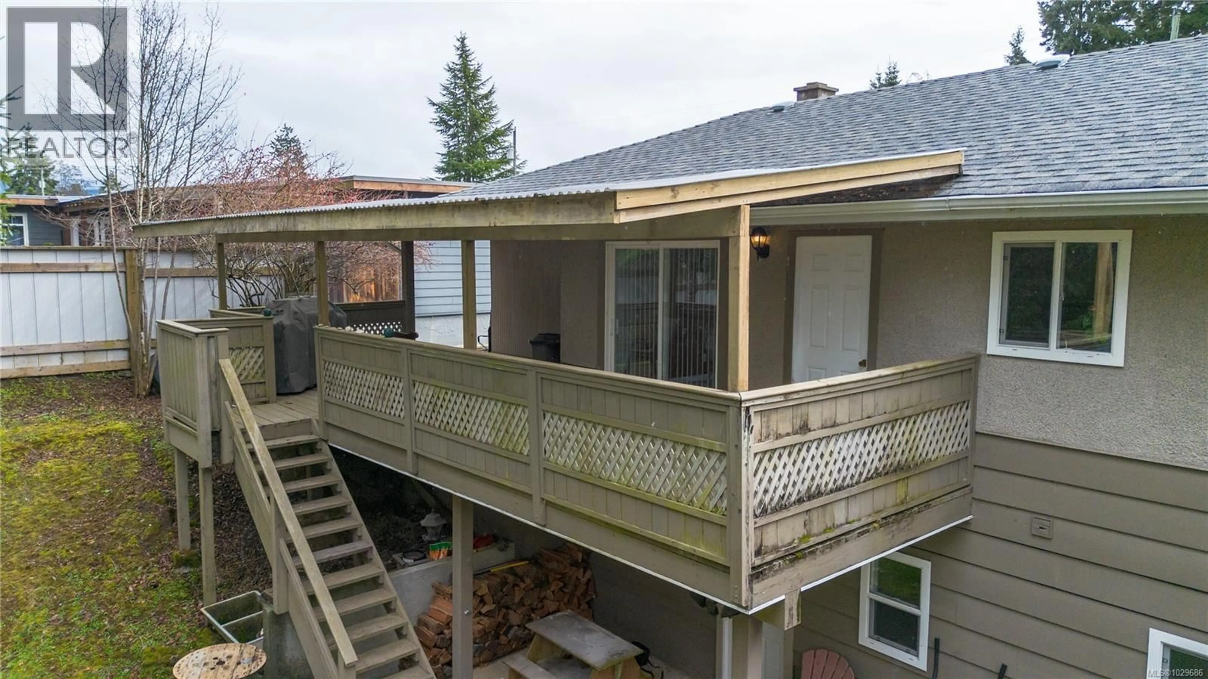 Patio, building for 4291 MICHIGAN ROAD, Port Alberni British Columbia V9Y5Z4