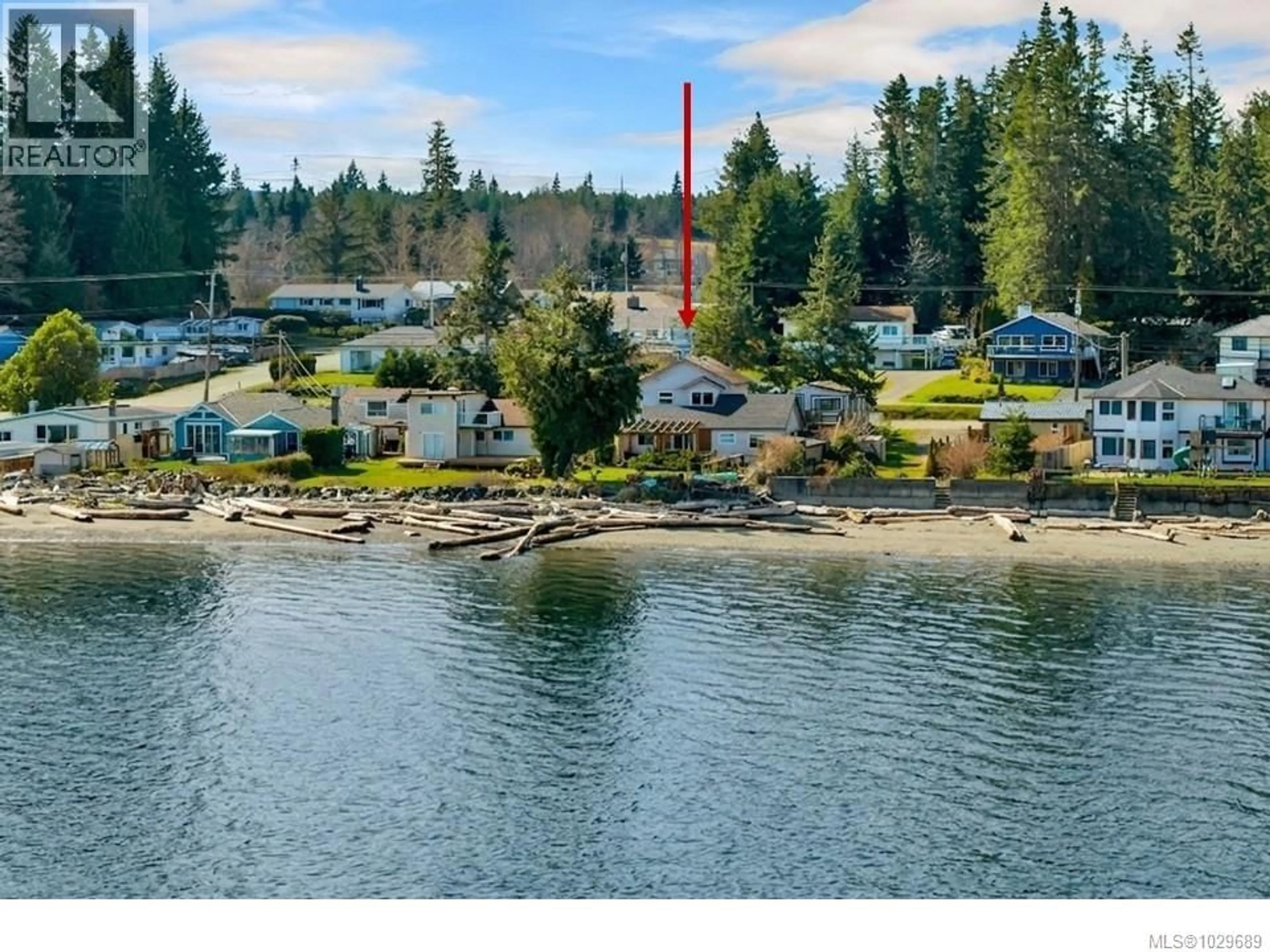A pic from outside/outdoor area/front of a property/back of a property/a pic from drone, water/lake/river/ocean view for 4005 ISLAND HIGHWAY SOUTH, Campbell River British Columbia V9H1G4