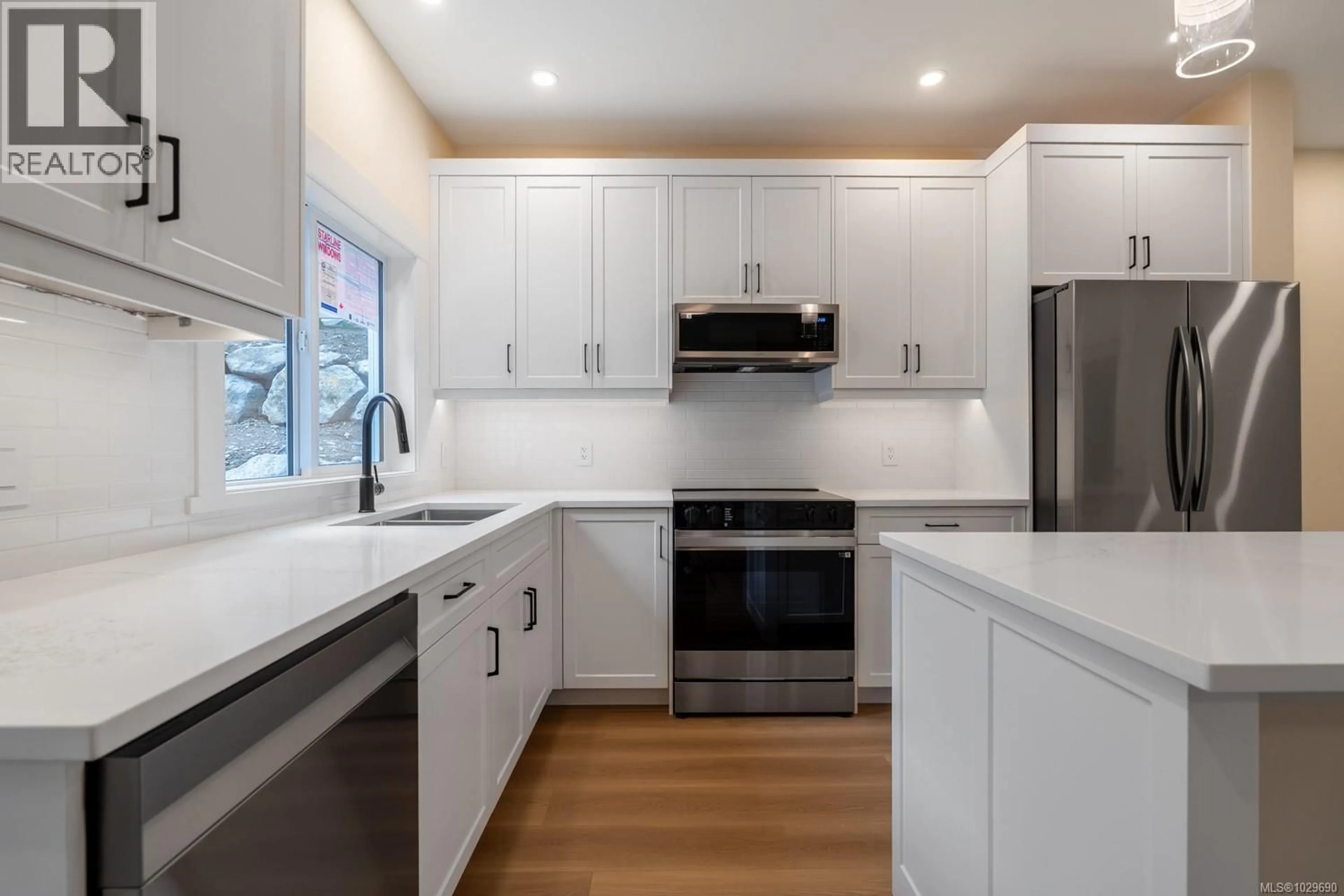 Open concept kitchen, unknown for 668 SANDERSON ROAD, Ladysmith British Columbia V9G0A7
