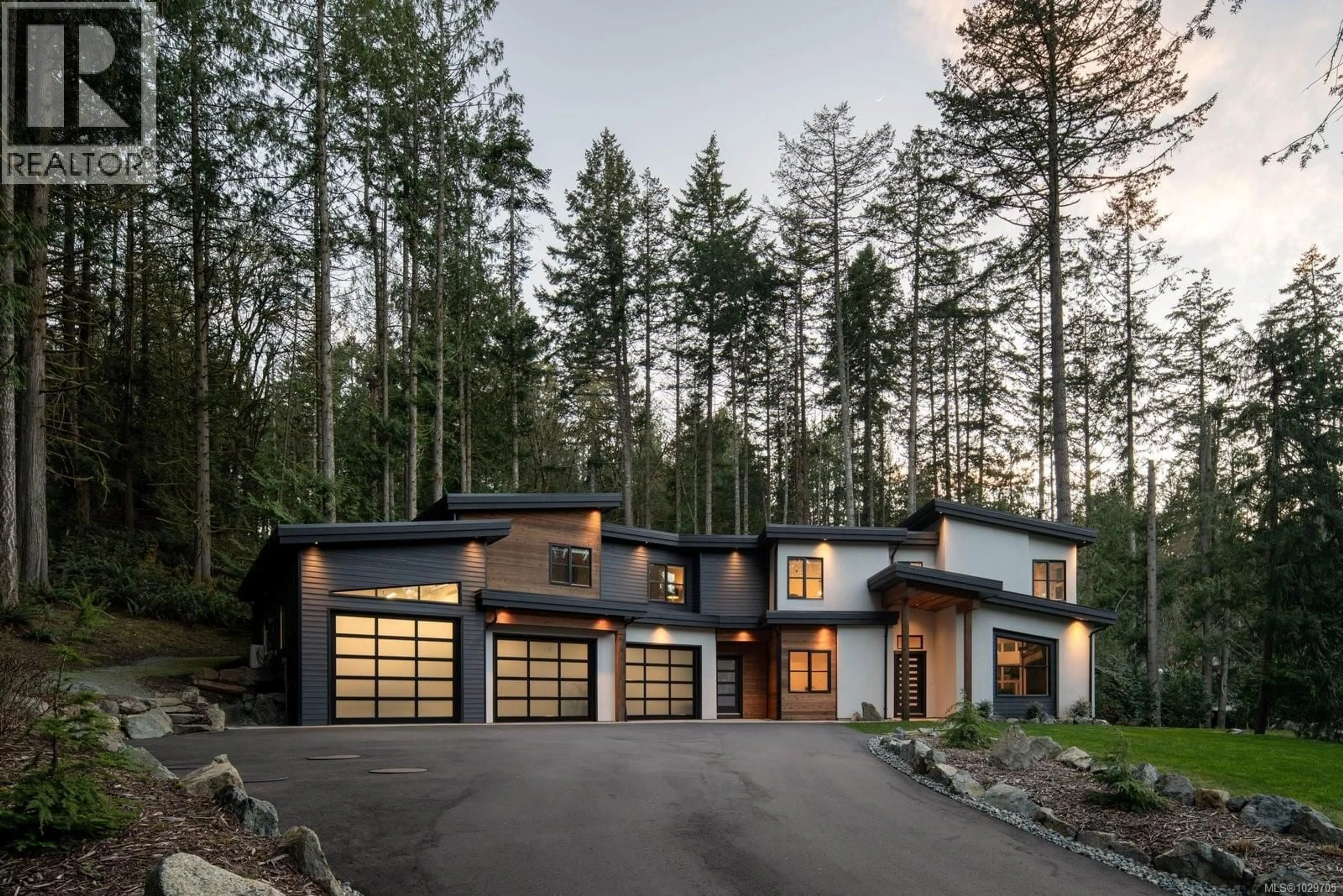 Home with brick exterior material, street for 1535 EAGLE WAY, North Saanich British Columbia V8L5S3