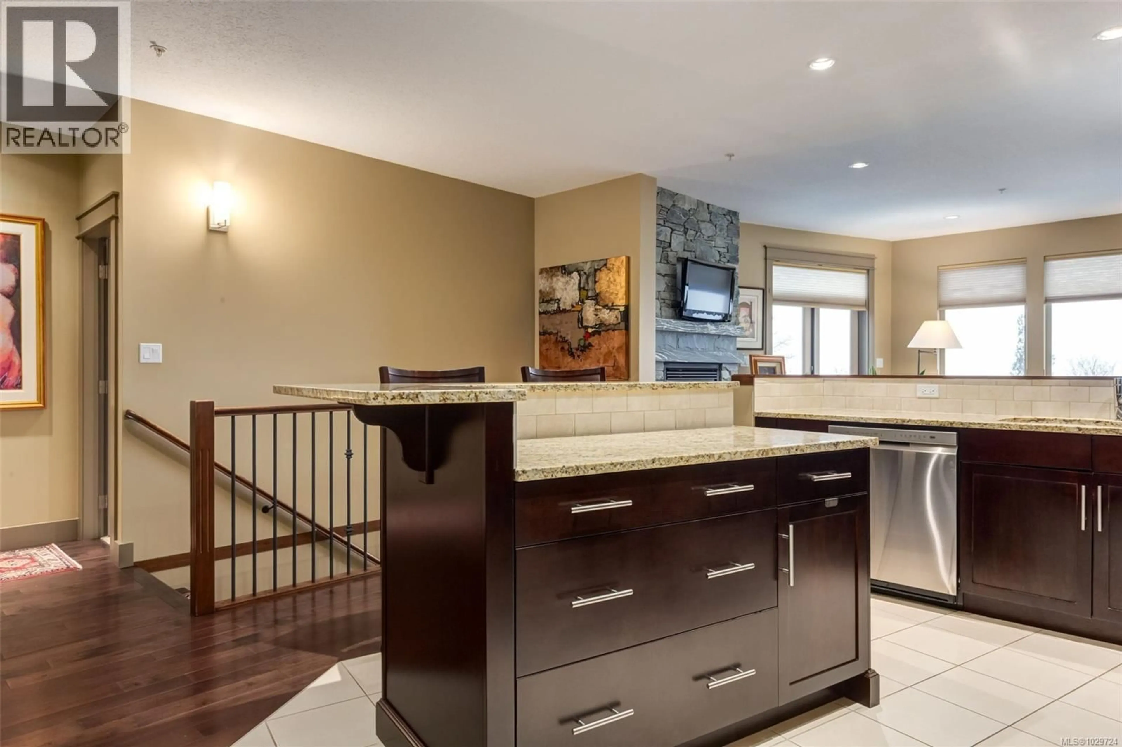 Open concept kitchen, unknown for 102 - 5418 JACOBS LANE, Nanaimo British Columbia V9T0B7