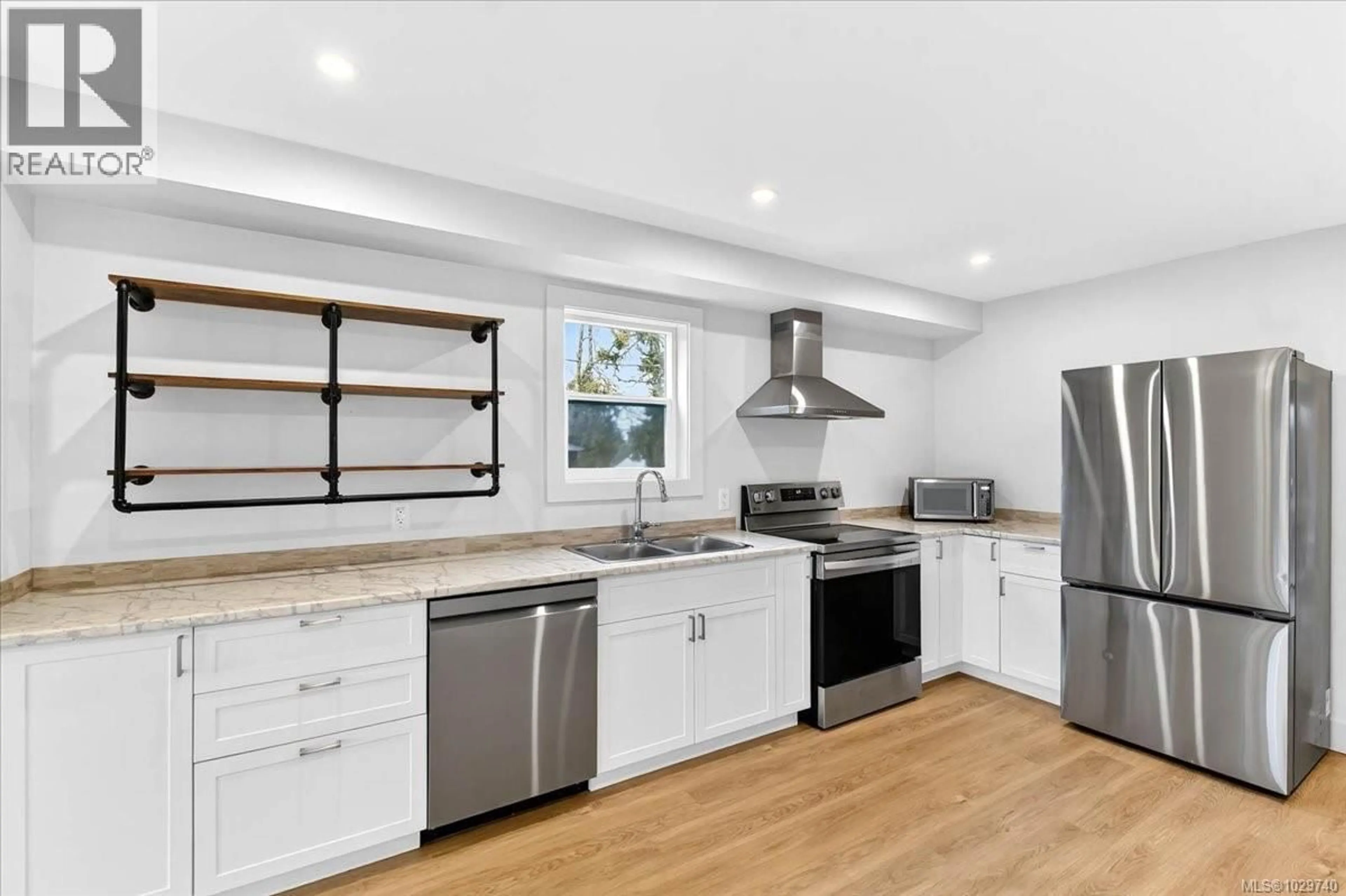 Open concept kitchen, unknown for 4561 BUTE STREET, Port Alberni British Columbia V9Y3N1