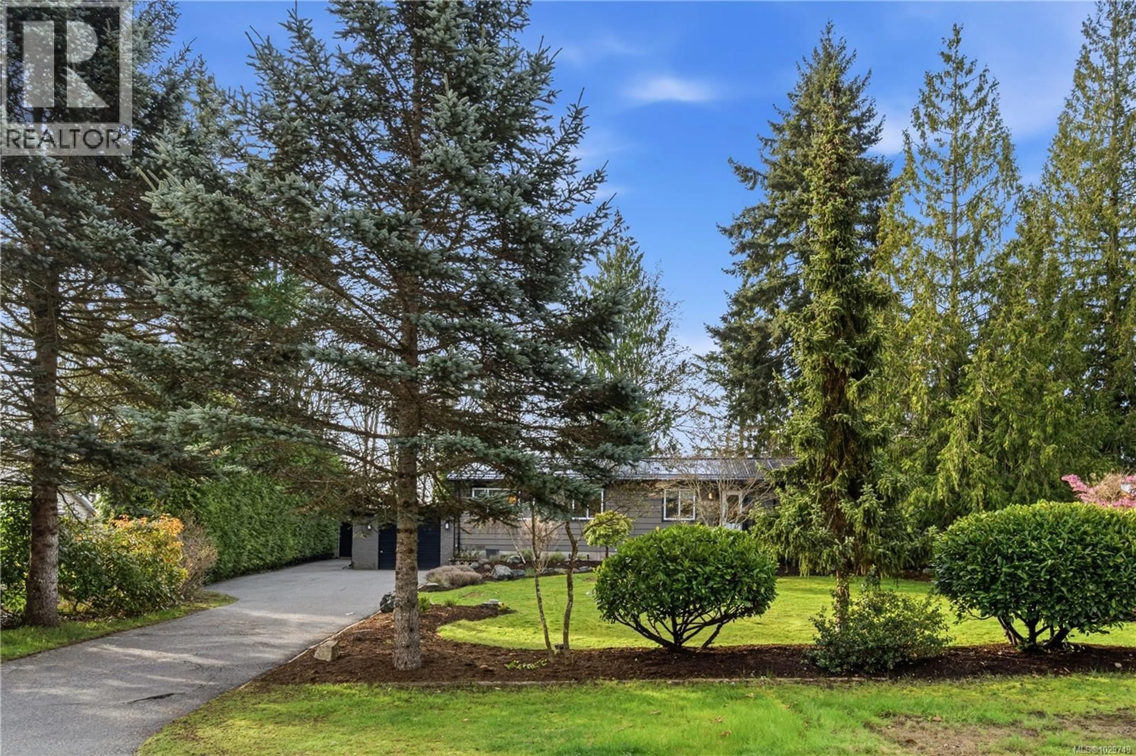 Unknown for 1474 PACIFIC CRESCENT, French Creek British Columbia V9P1X6