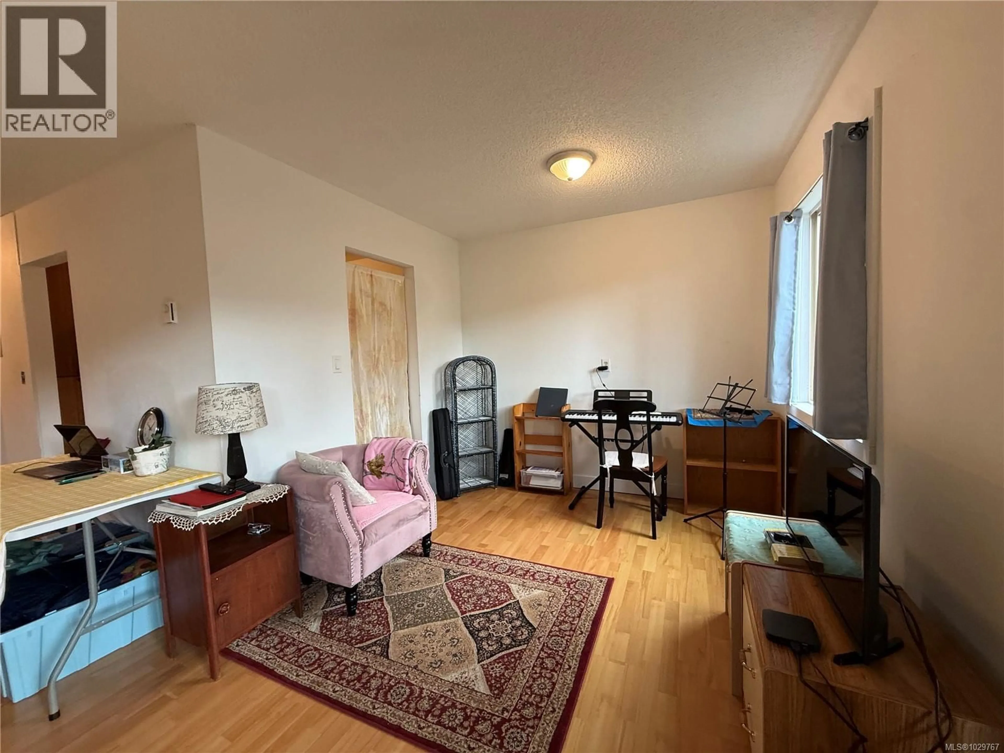 A pic of a room for 3 - 7077 HIGHLAND DRIVE, Port Hardy British Columbia V0N2P0